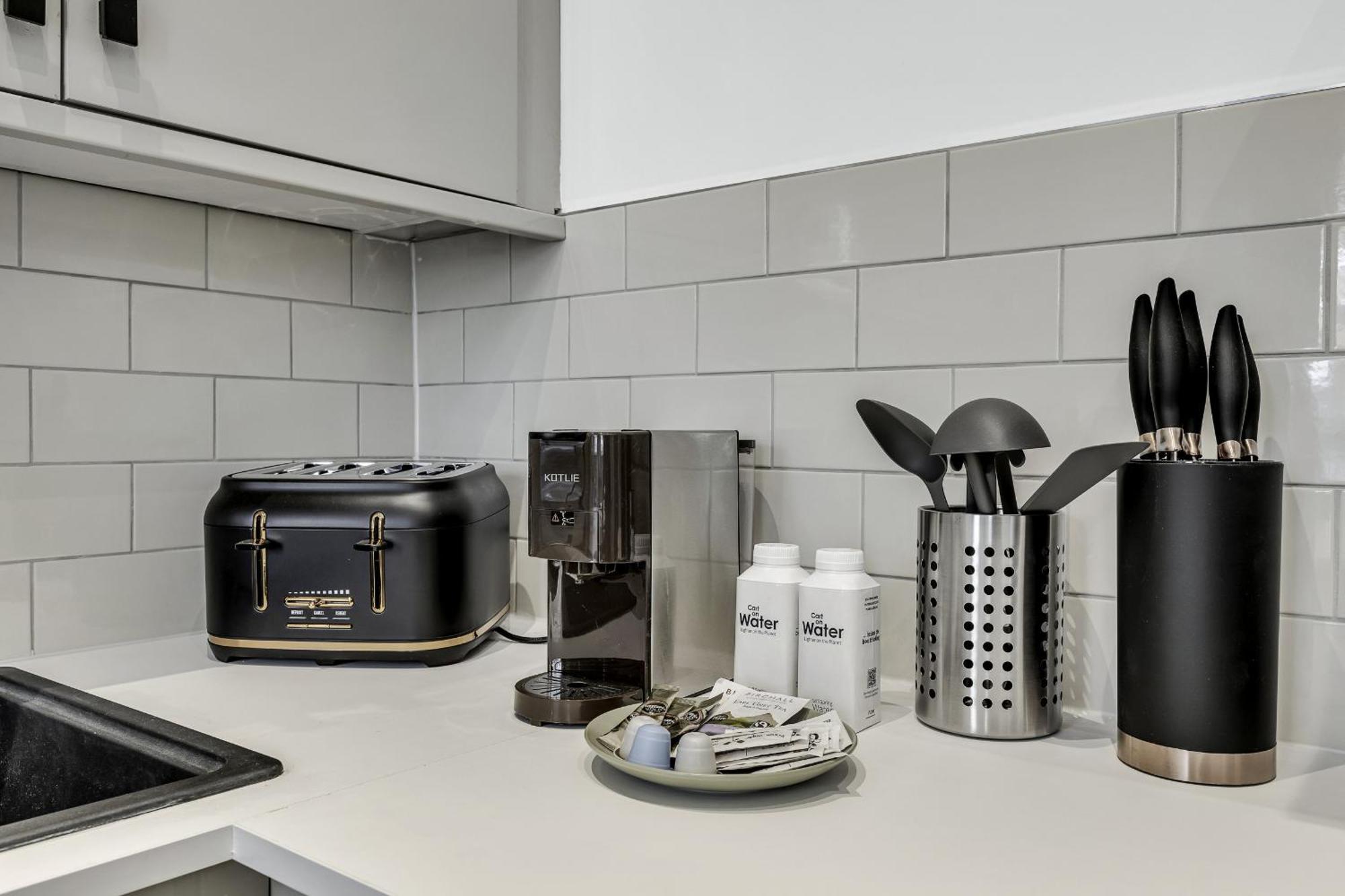 Paddington Ii - 1-bedroom Flat With Sofa Bed Apartment *