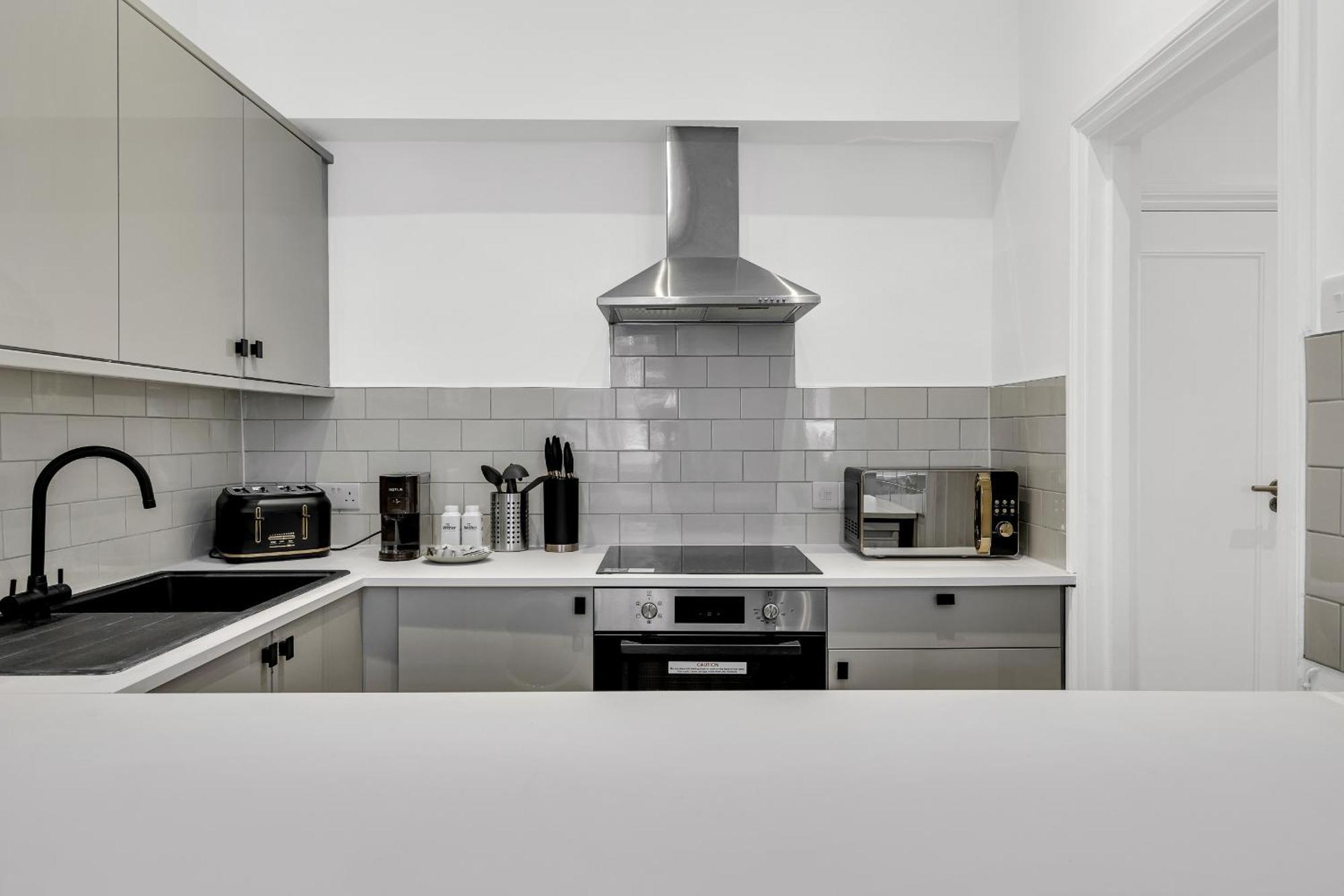 Paddington Ii - 1-bedroom Flat With Sofa Bed Londres