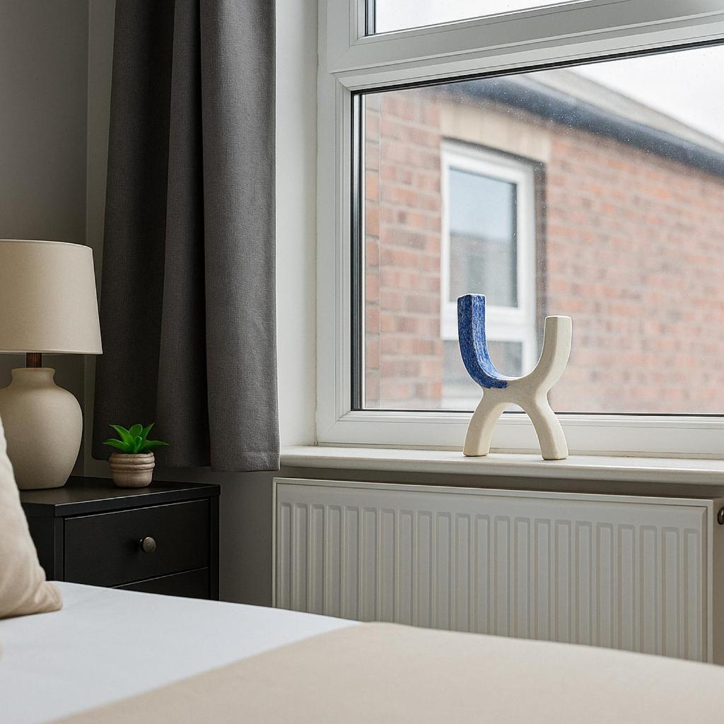 Large Flat In Quiet Area Near Seven Sisters Apartment *