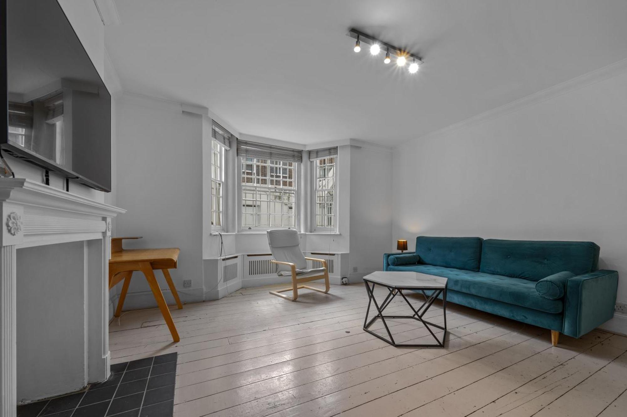 Appartement Chelsea 1-bed Flat With Patio Londen