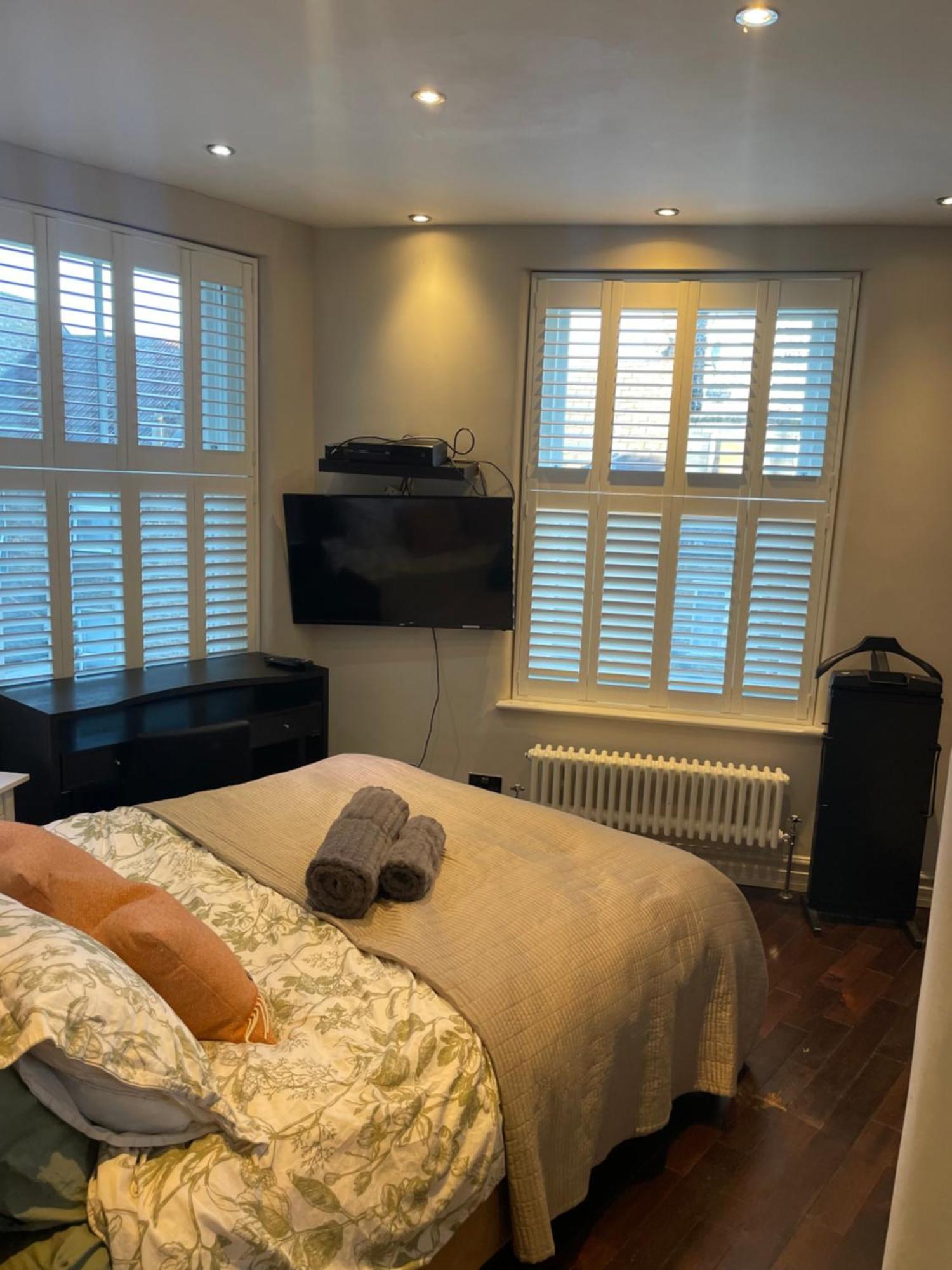 Modern Fulham Flat In Prime Location London