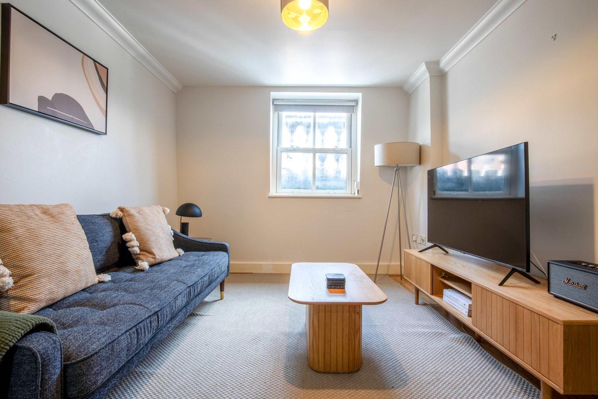 Londwell Earls Court Boutique * London