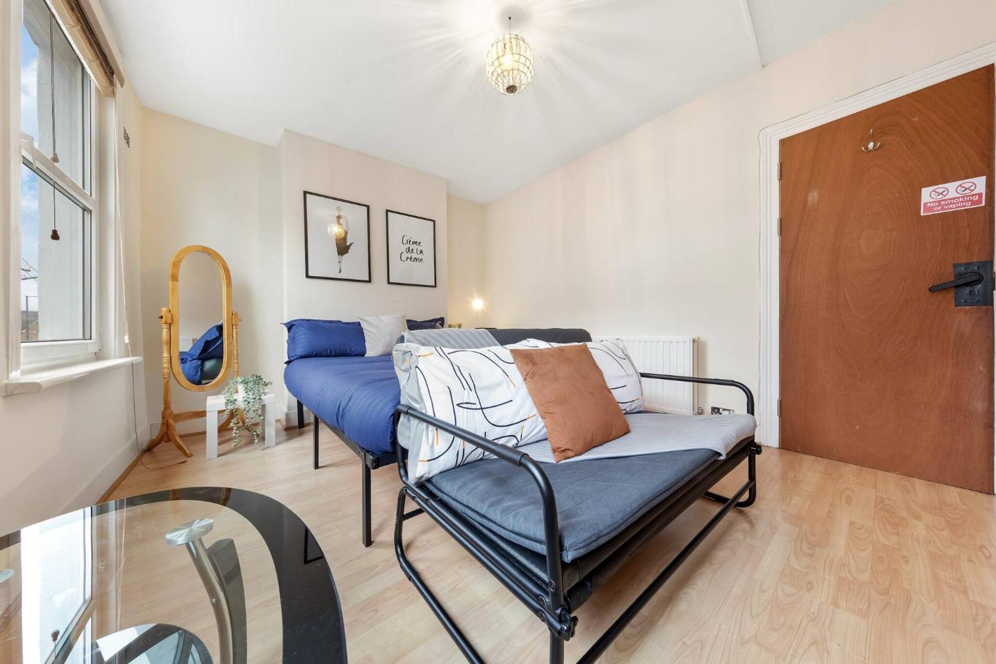 Guest house Lord's London