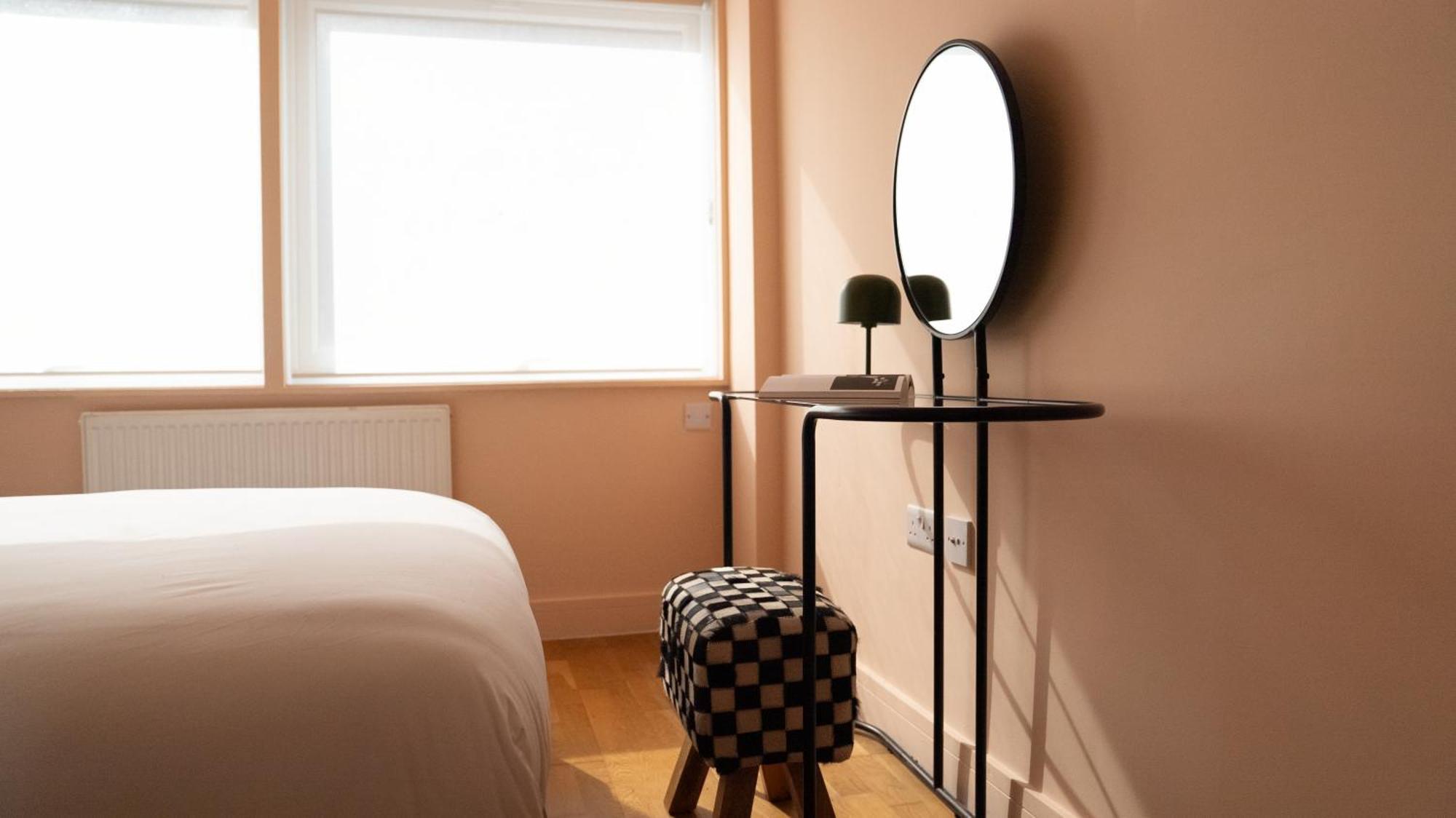 Camelot Farringdon Apartment *