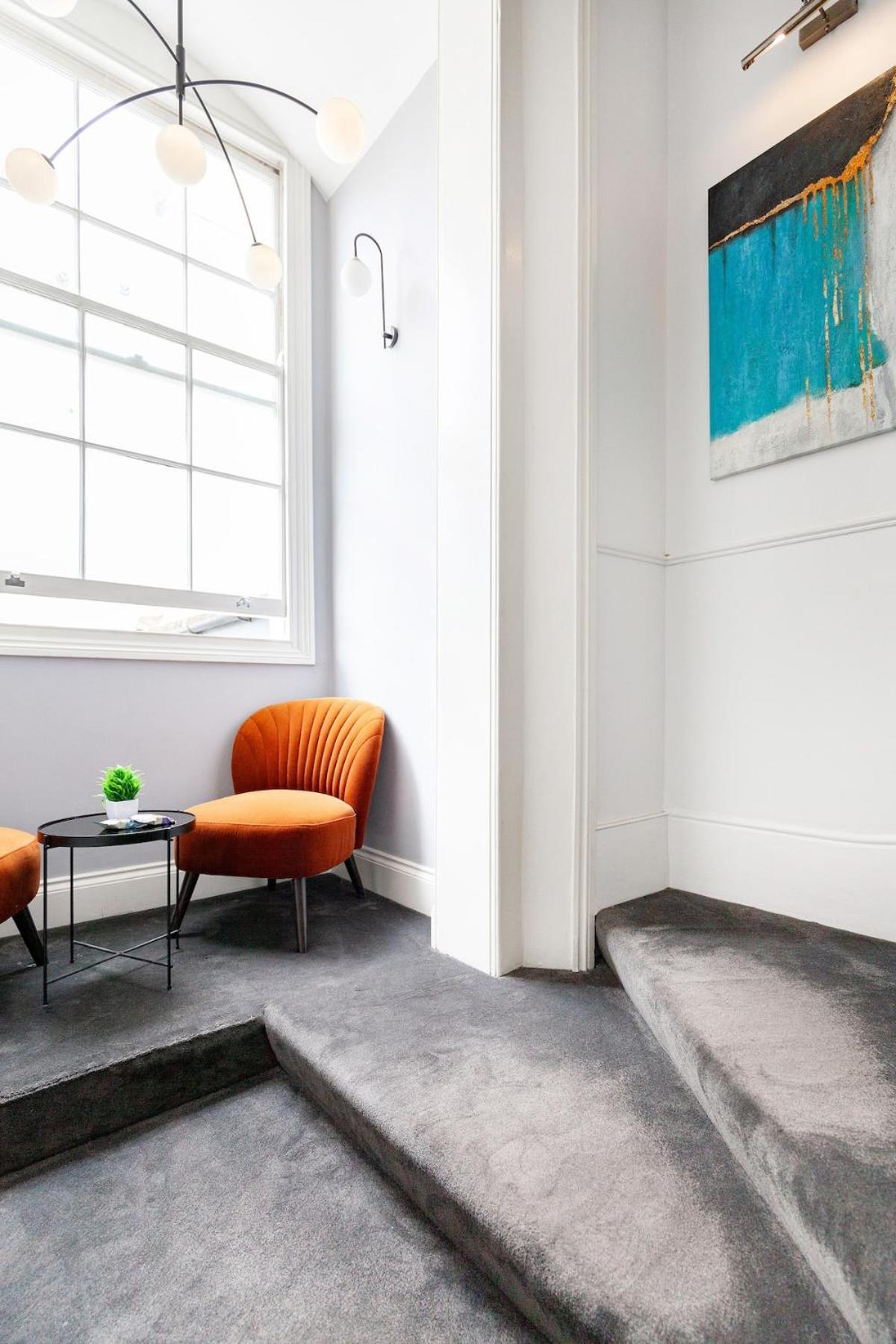 Cosy In The Heart Of Paddington Apartment
