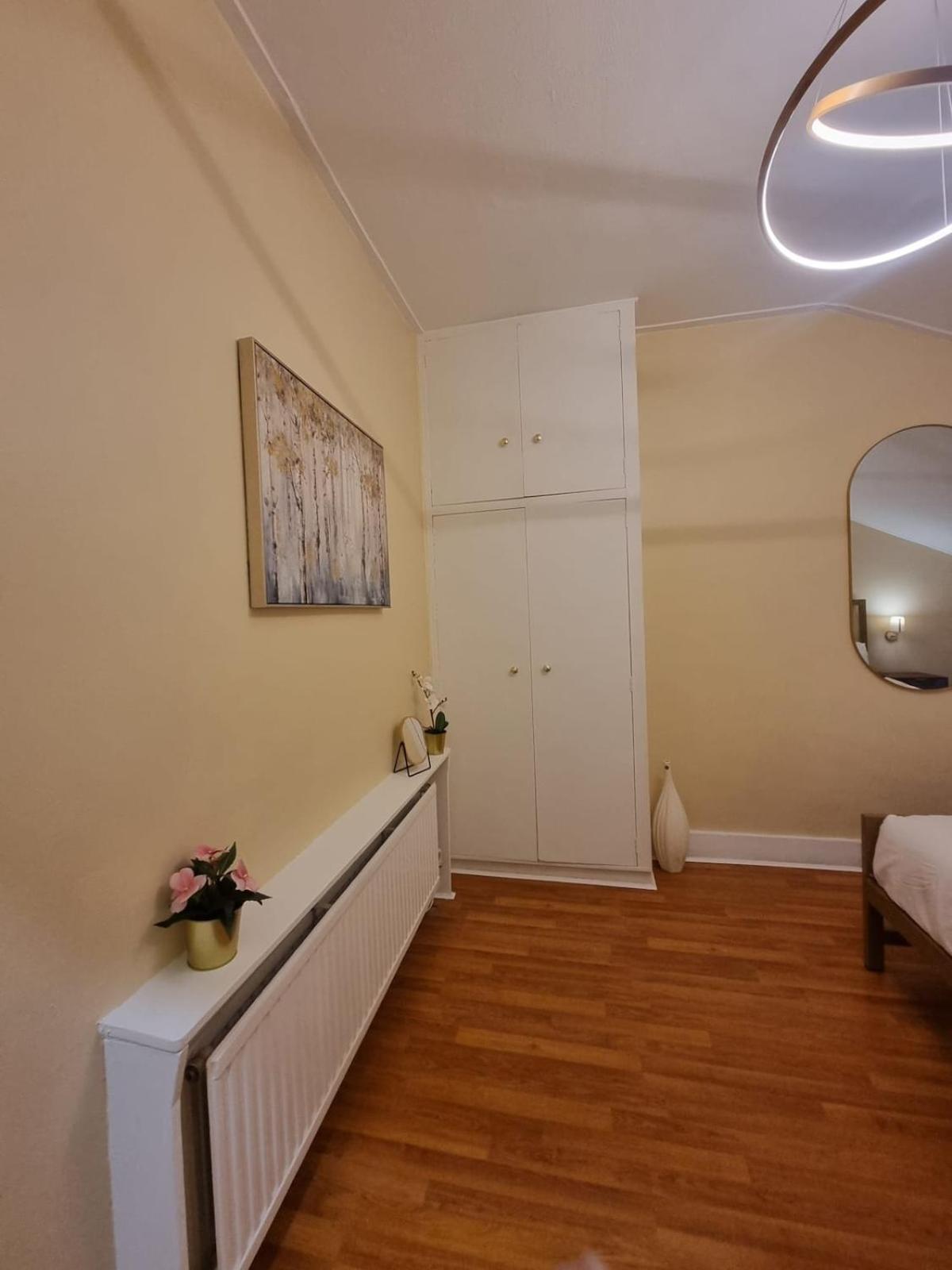 Apartment Cosy 2br Flat In West Hampstead *