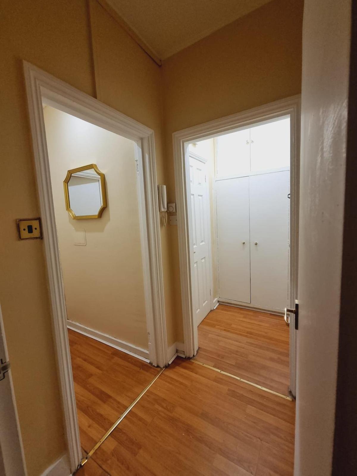 Cosy 2br Flat In West Hampstead * London