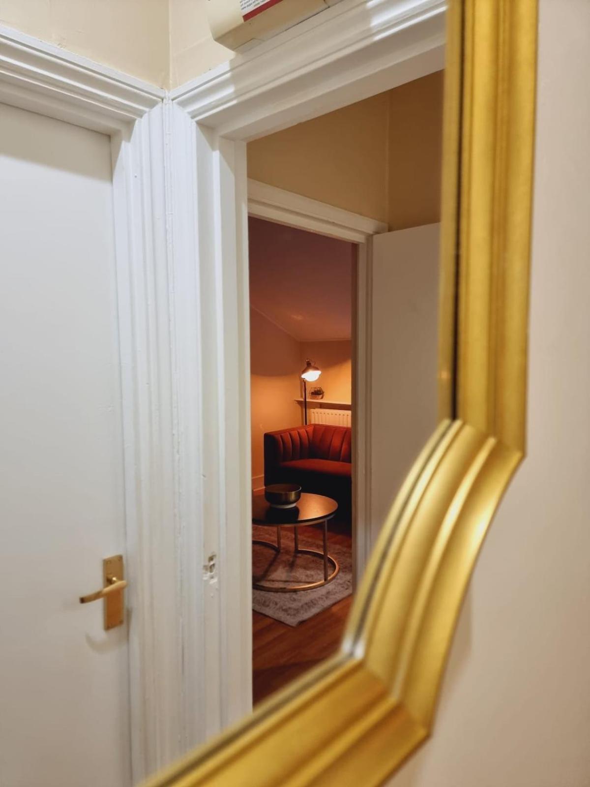 Cosy 2br Flat In West Hampstead *