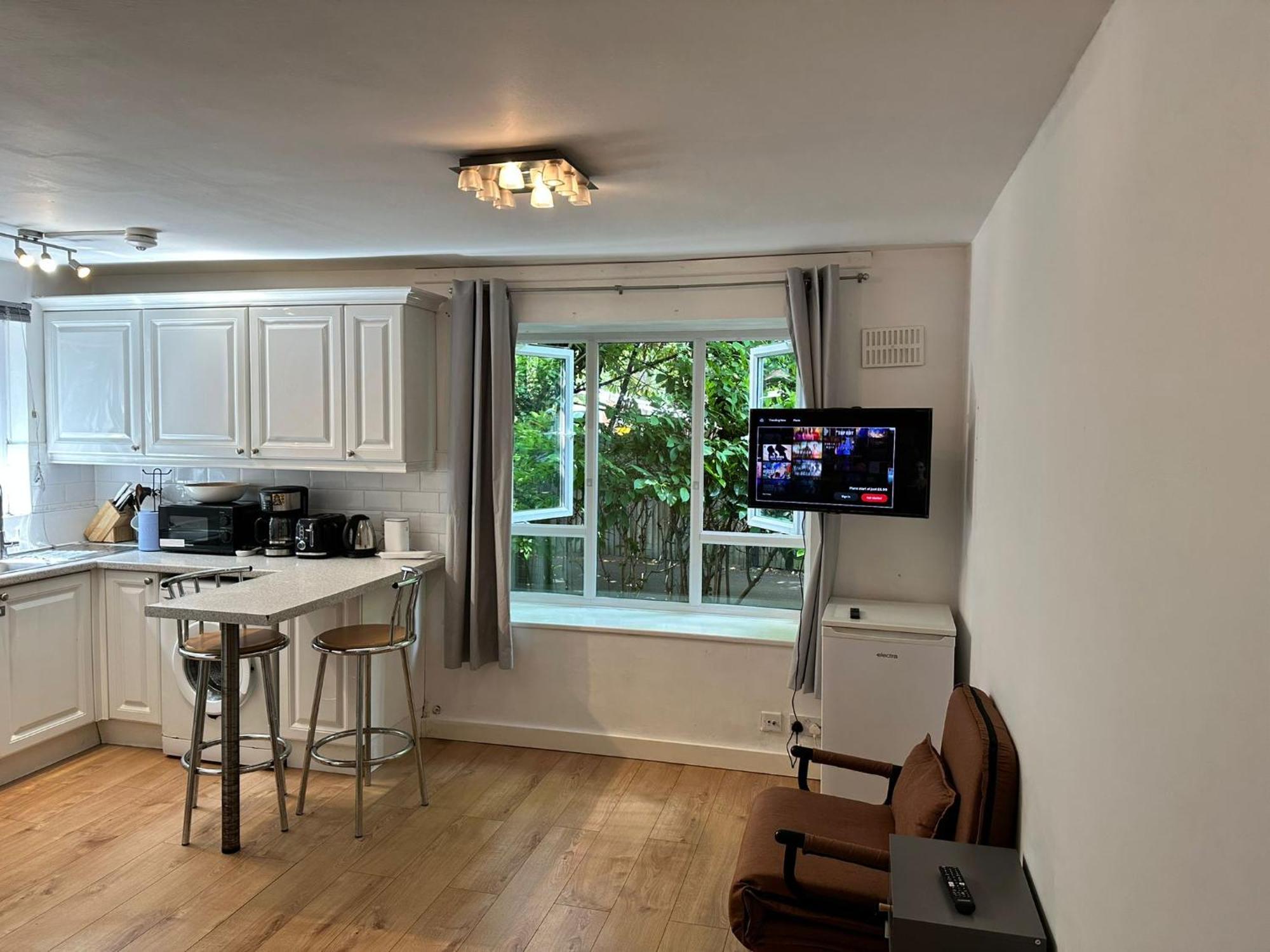 Close To Excel Centre * London