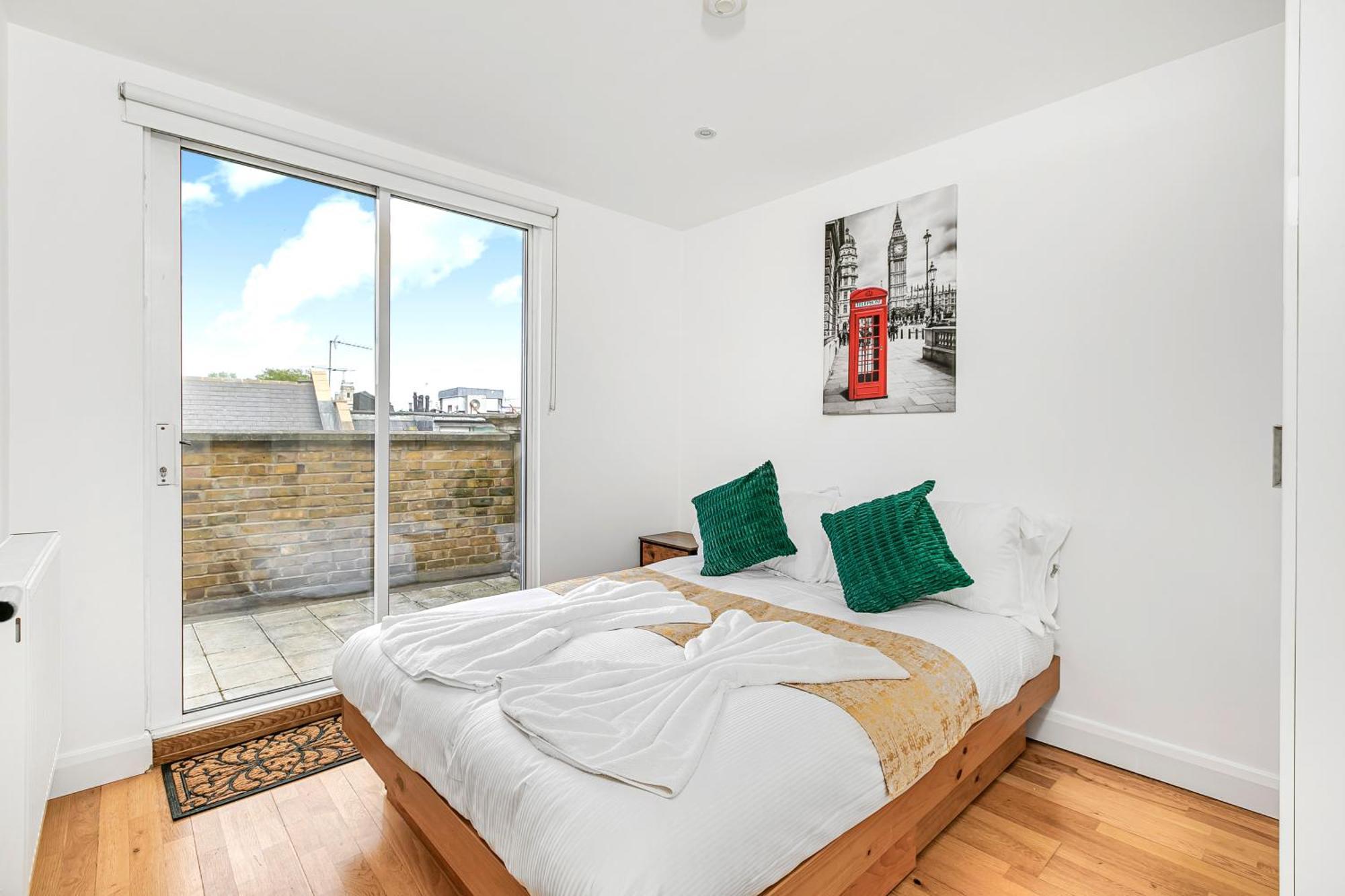Apartment Shoreditch 3 Bedroom Large Lr 2 Balconies London