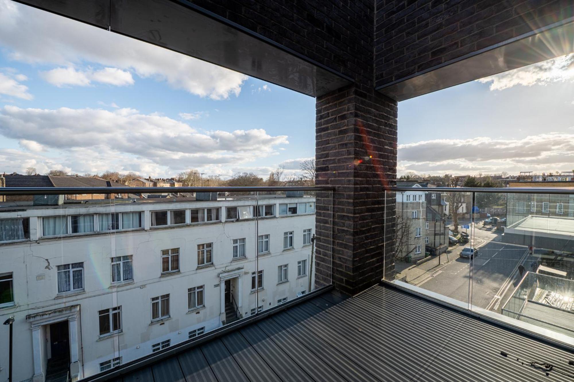 Vesto Lewisham Apartment