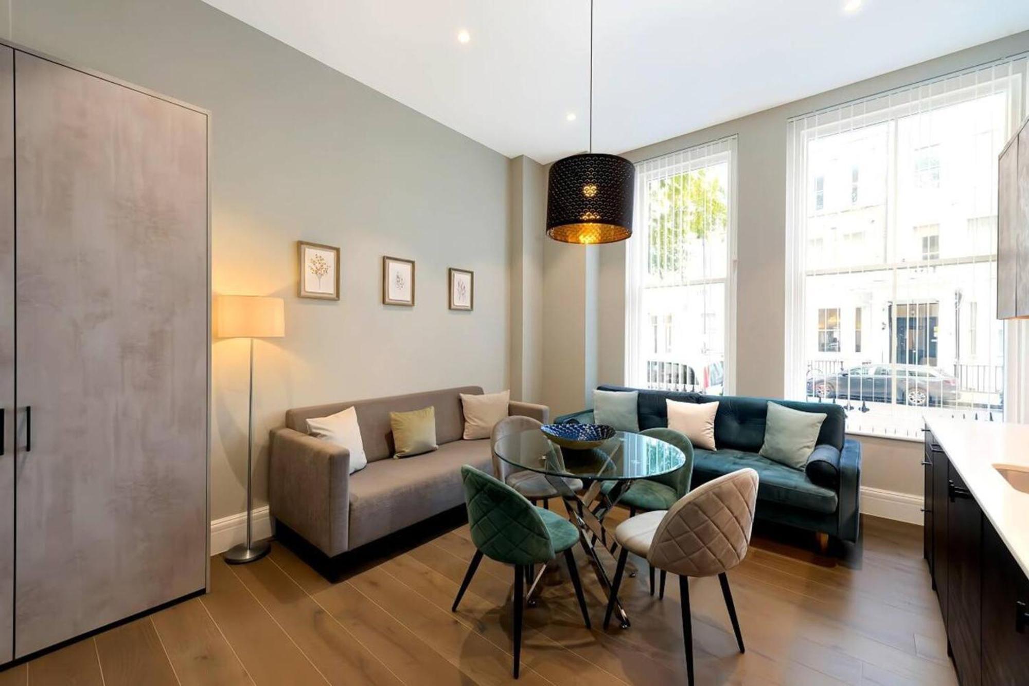 Collingham Road - 2 Bedroom I London