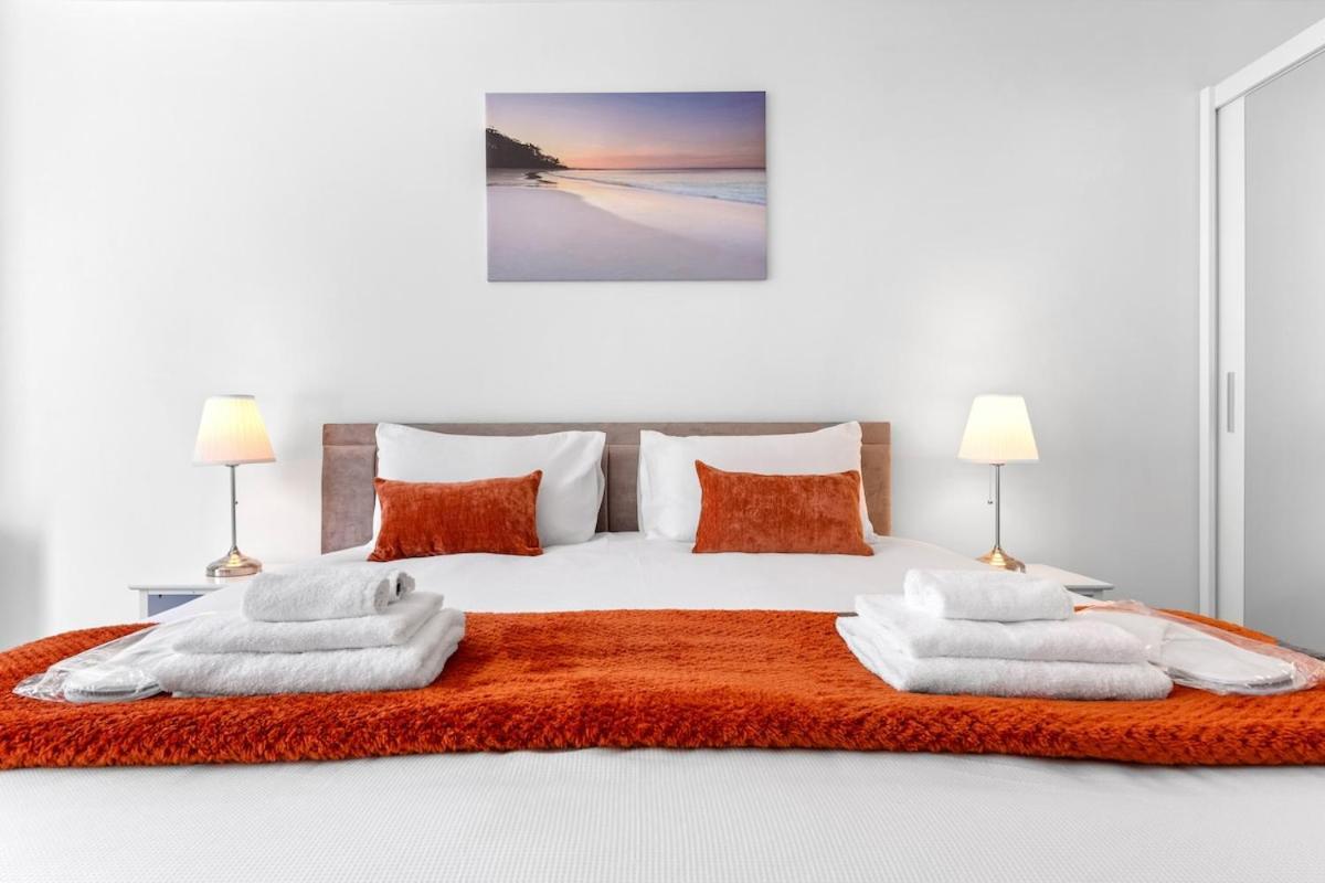 Modern Canary Wharf - Cozy Super King Bed * London