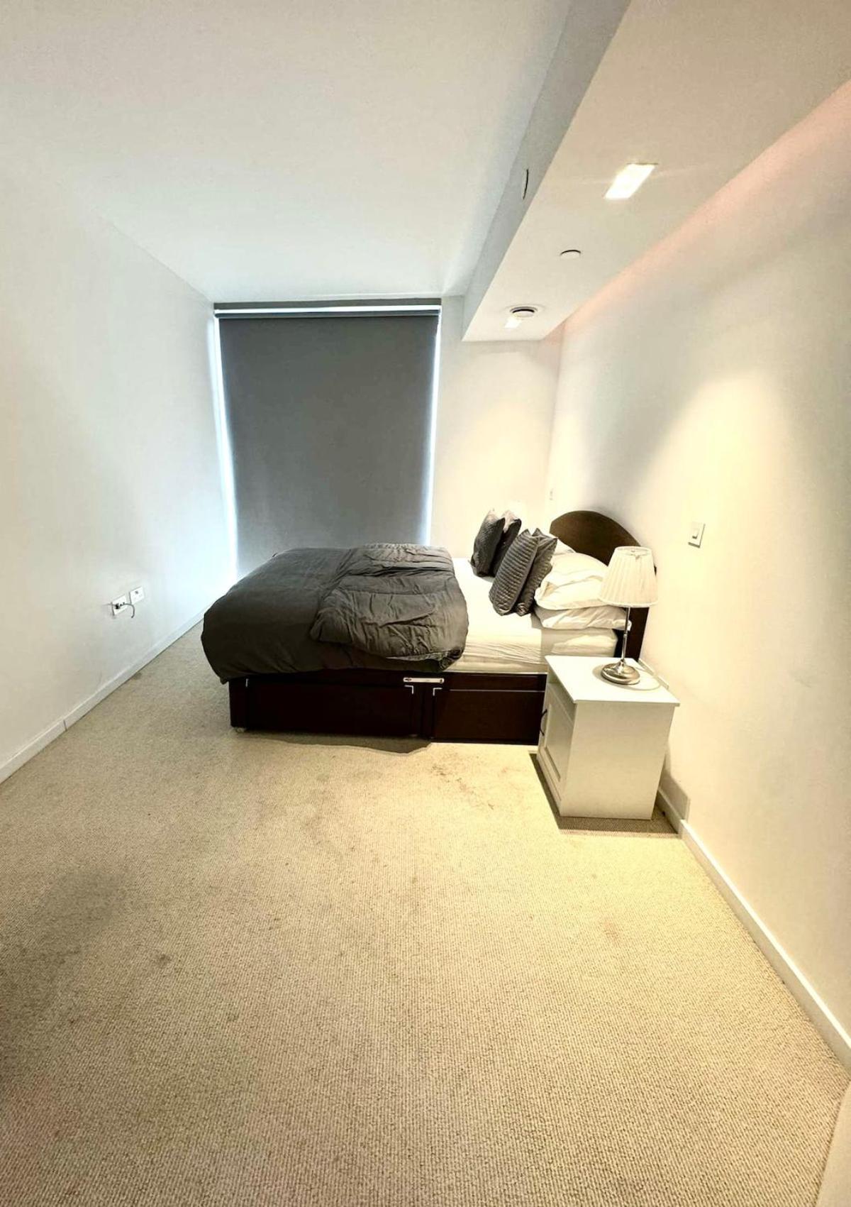 Peaceful Getaway Skyline Views Apartment