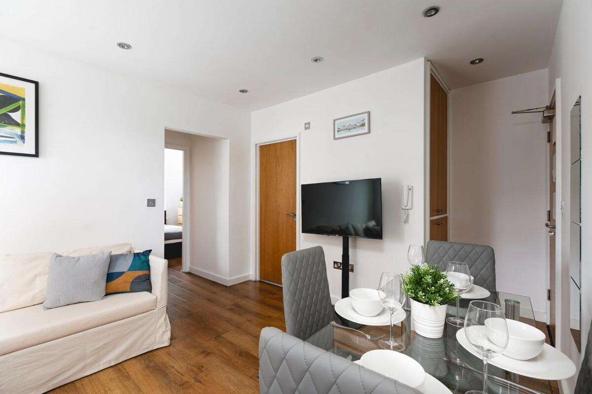 2bed Charming Near Notting Hill &