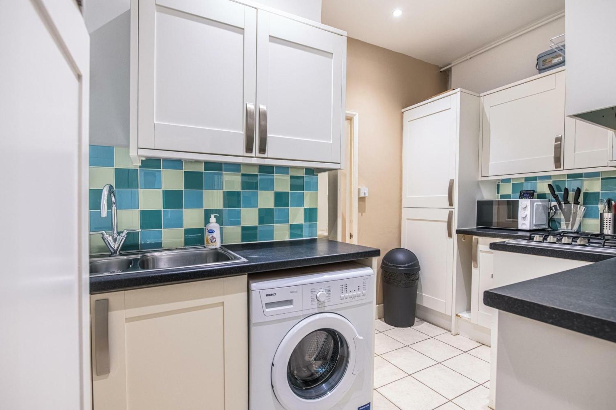 Apartment Well-connected 2bd Flat In Elephant & Castle London
