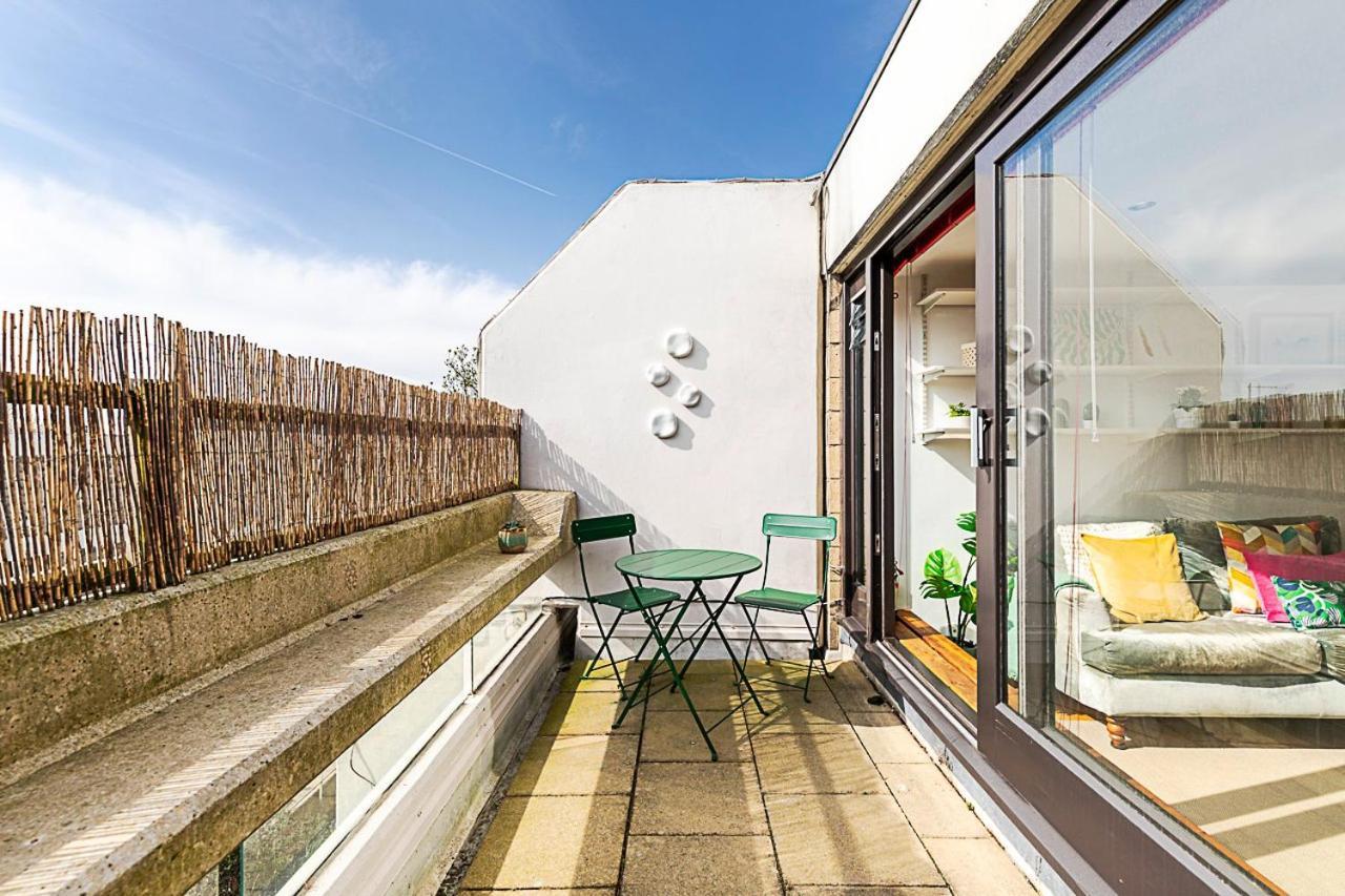 Bright Flat For 2 In Dartmouth Park London