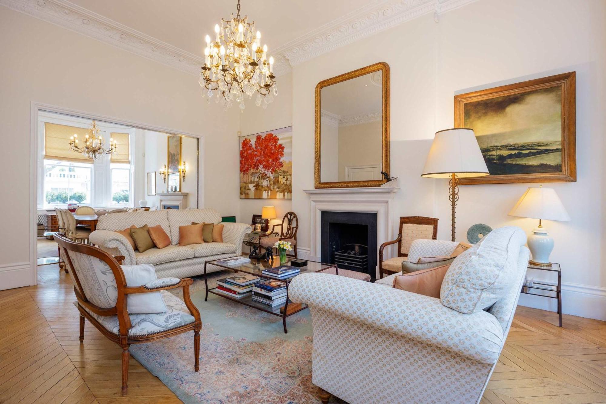 Veeve - The Kensington Townhouse London