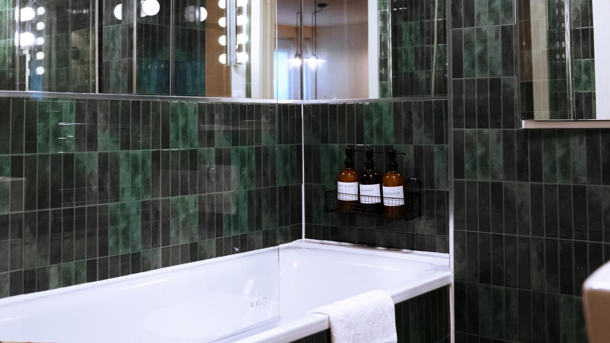 Camelot Farringdon Apartment London