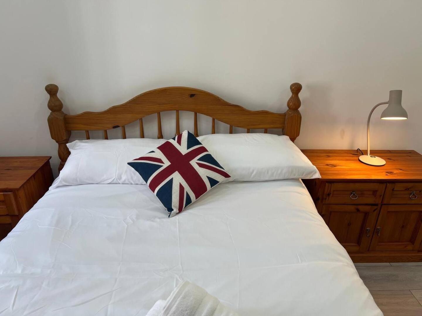 Graveney House Private Homestay *