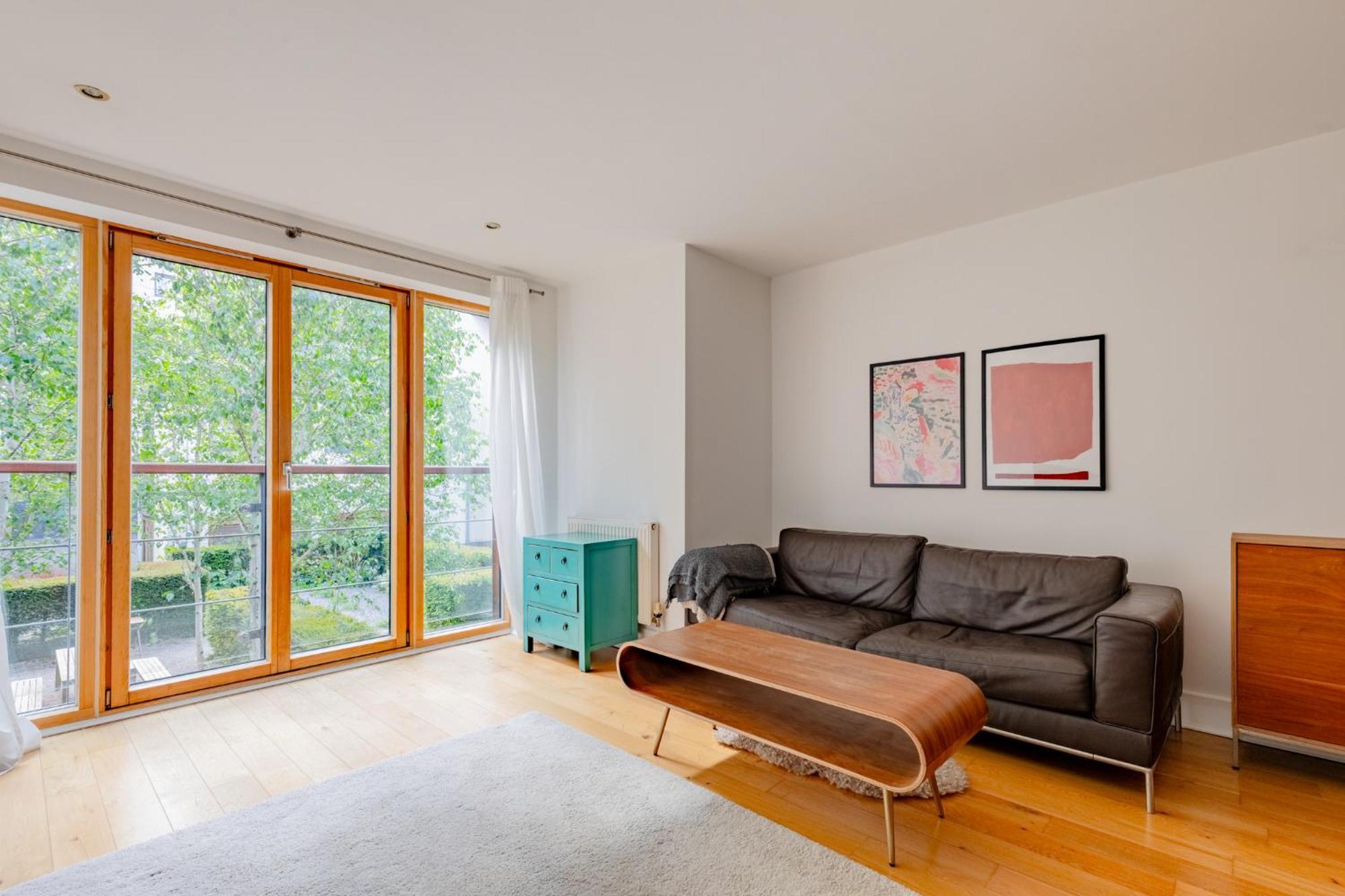 Stylish 1bd Flat In Gated Community Clapham Apartment *