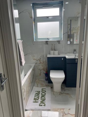 Graveney House Private * London