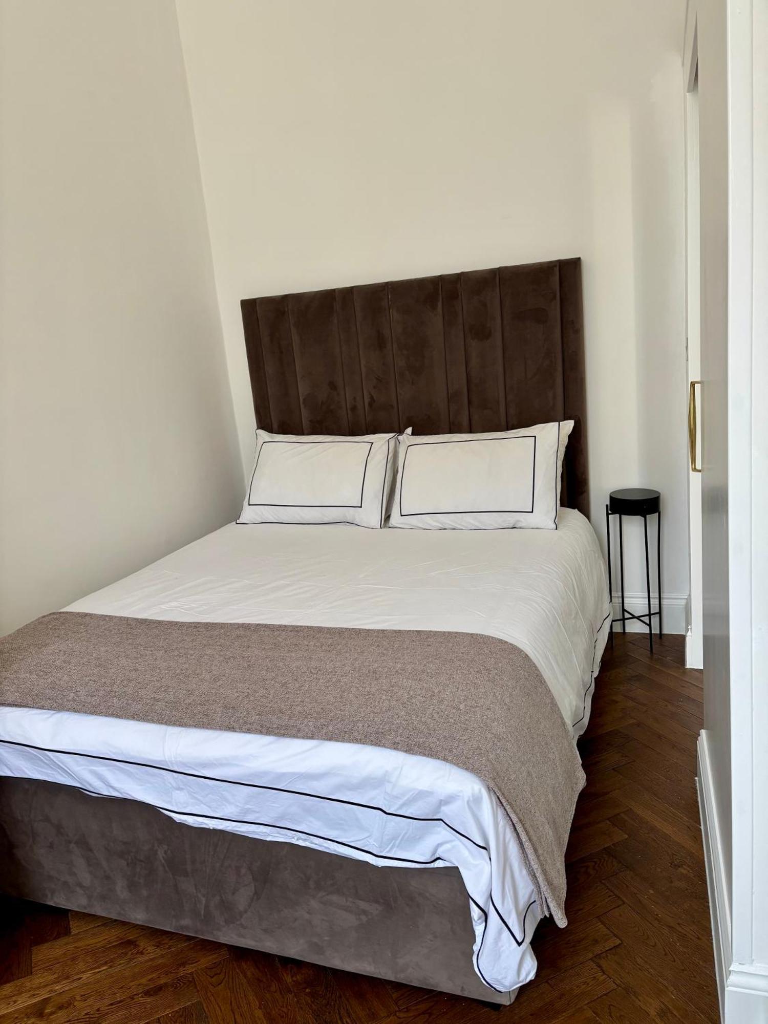 Notting Hill Living Apartment