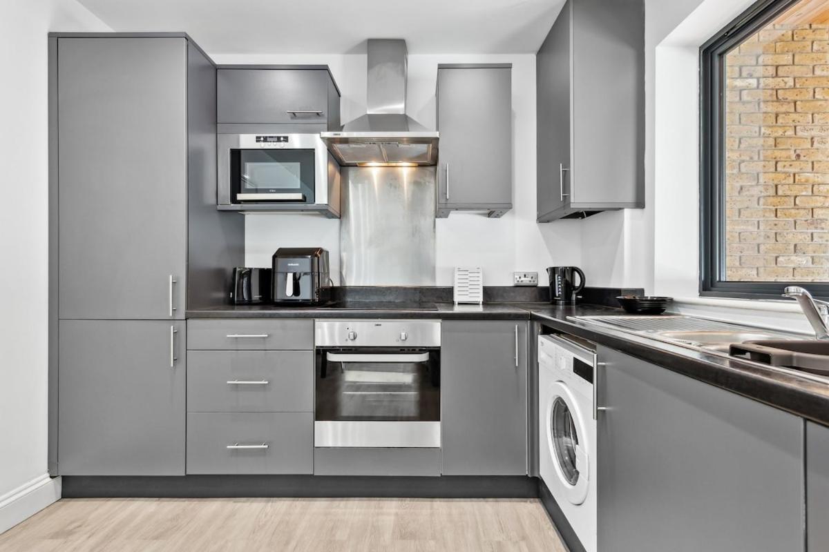 - Outdoor Terrace - Bbq - Firepit Apartment London