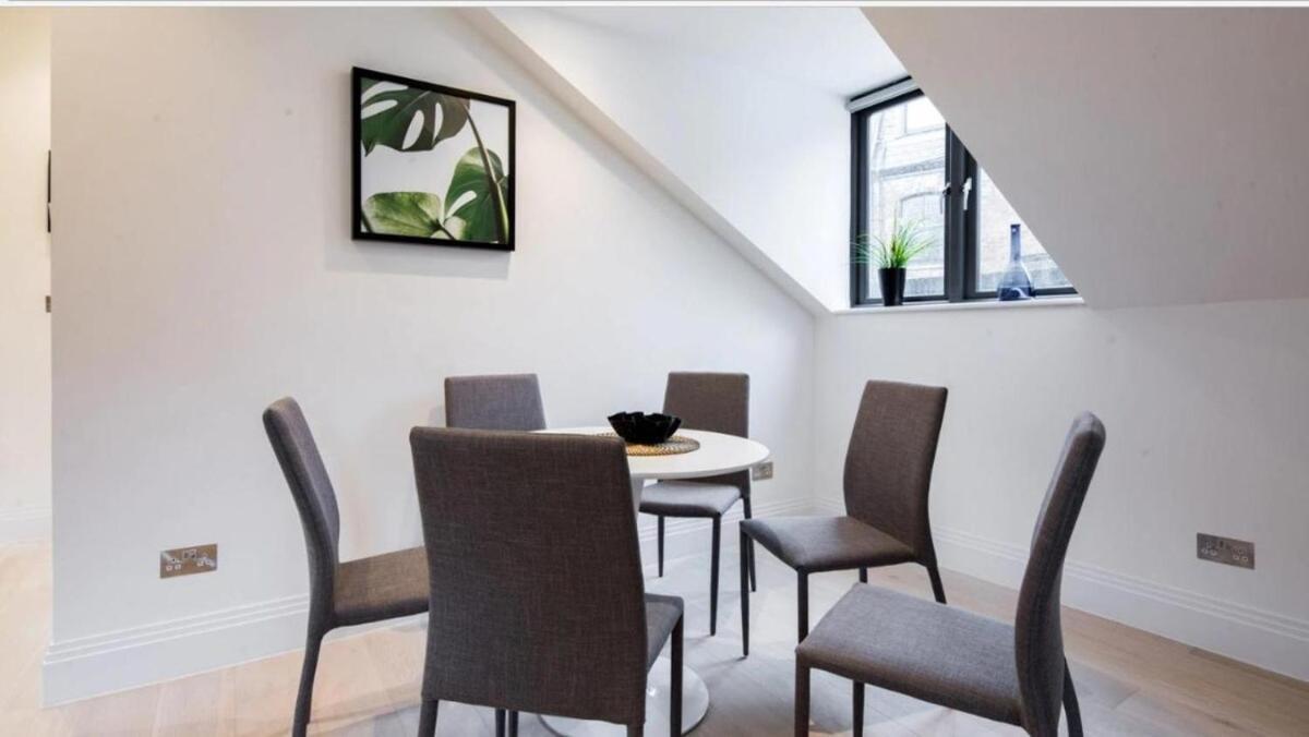 Stylish 3-bed Luxury In Oxford Circus Apartment *