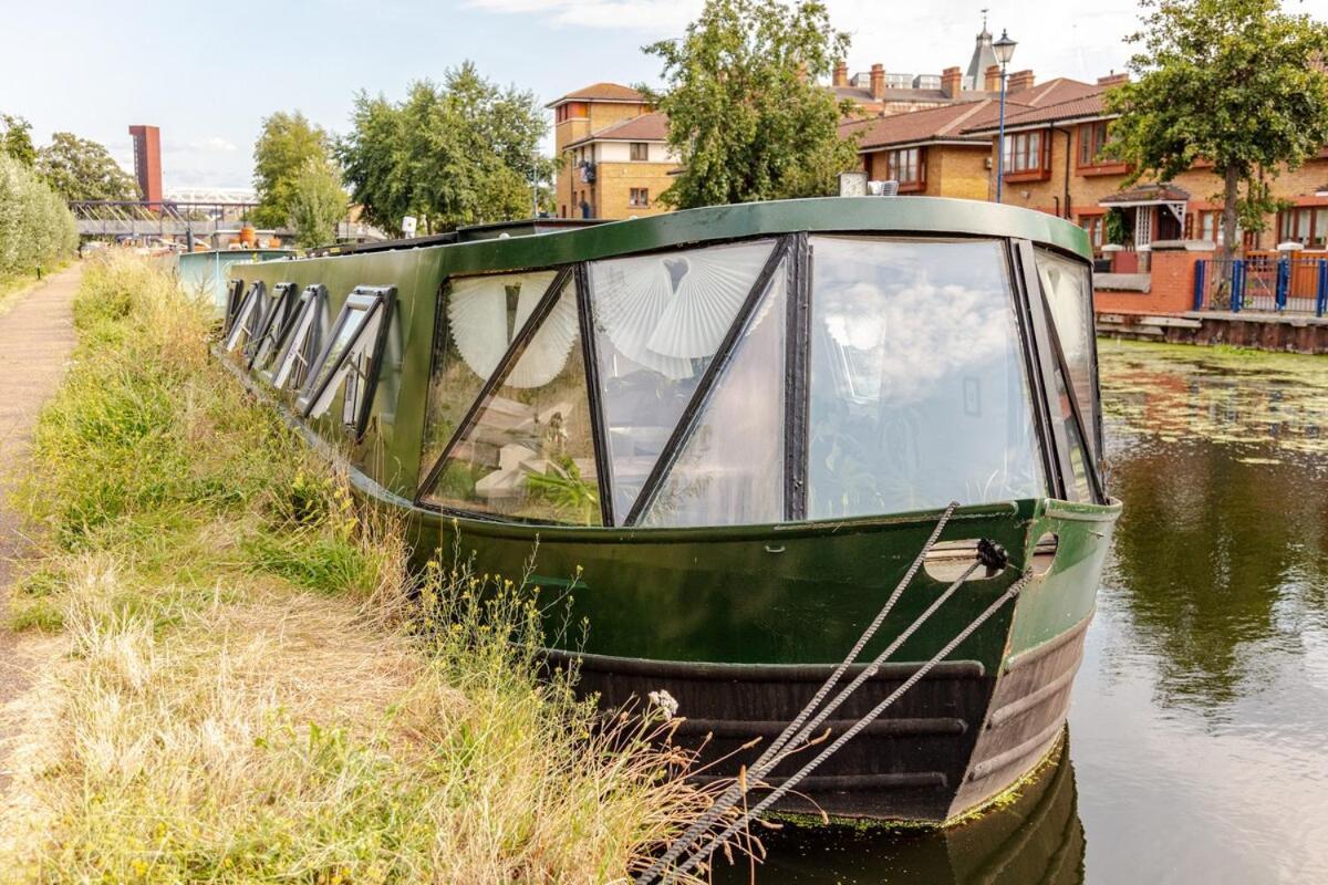 The Floating Terrarium Botel London