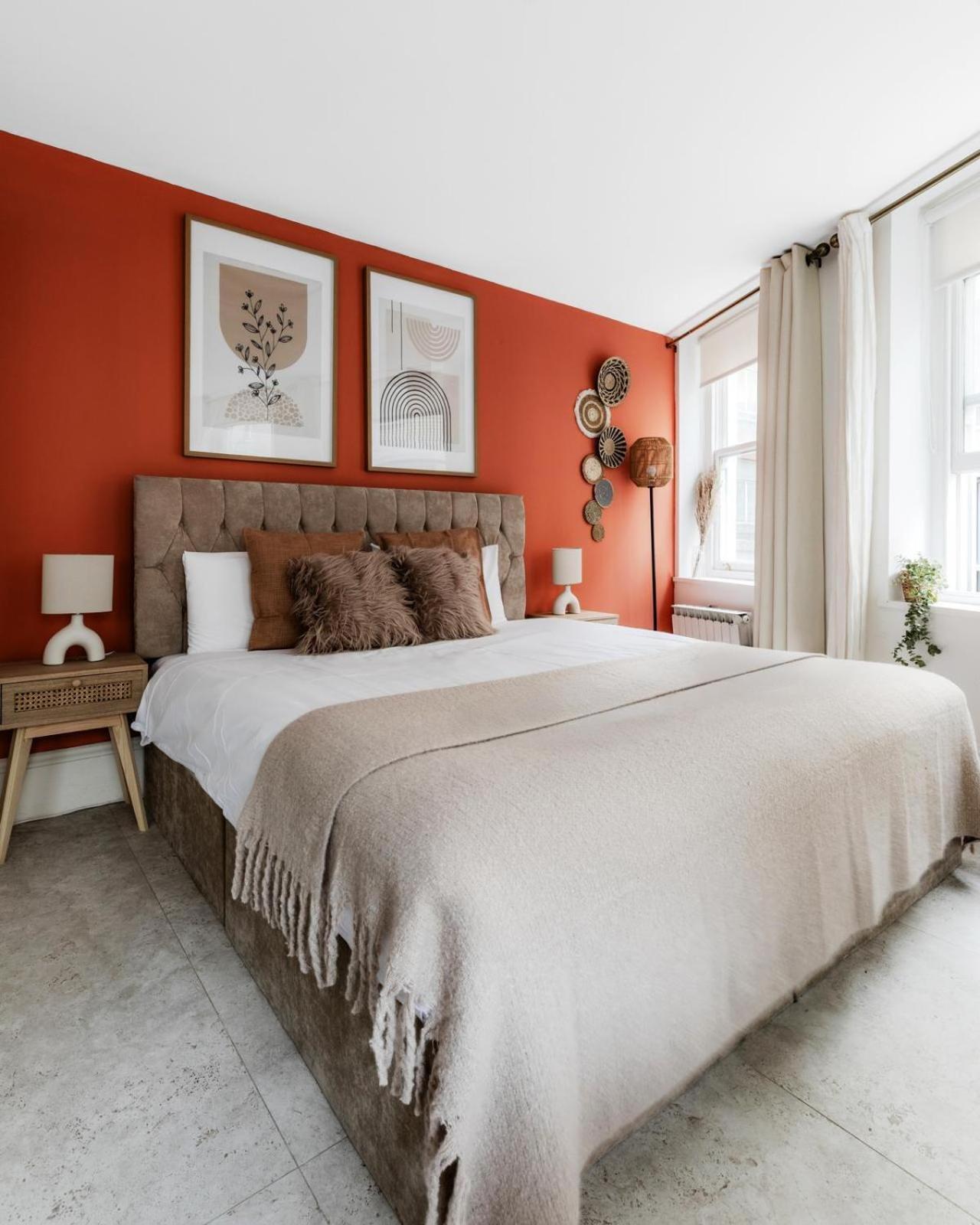 Apartment Regents Street's Superb Studios! *