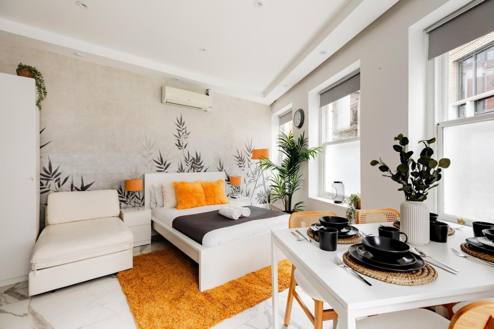Regents Street's Superb Studios! London