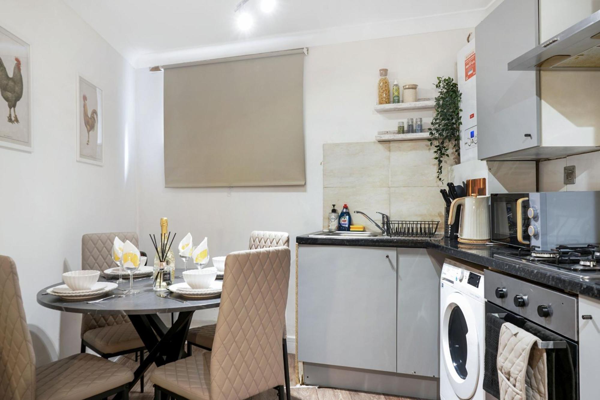 Ground Floor Budget & 1bed Apartment London