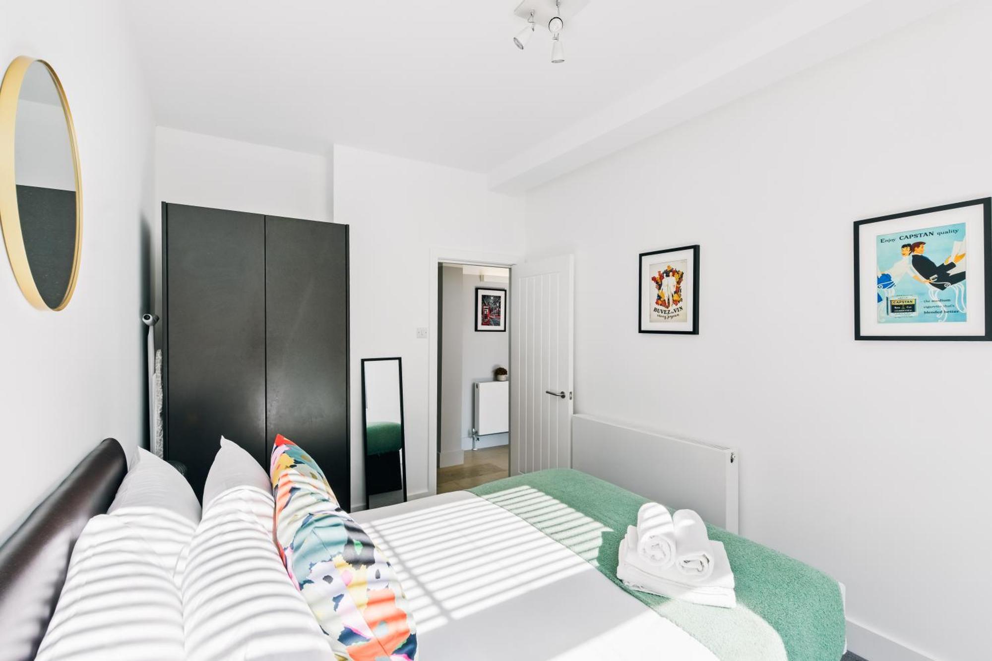 Modern 2br With Lift Access Prime Location * London