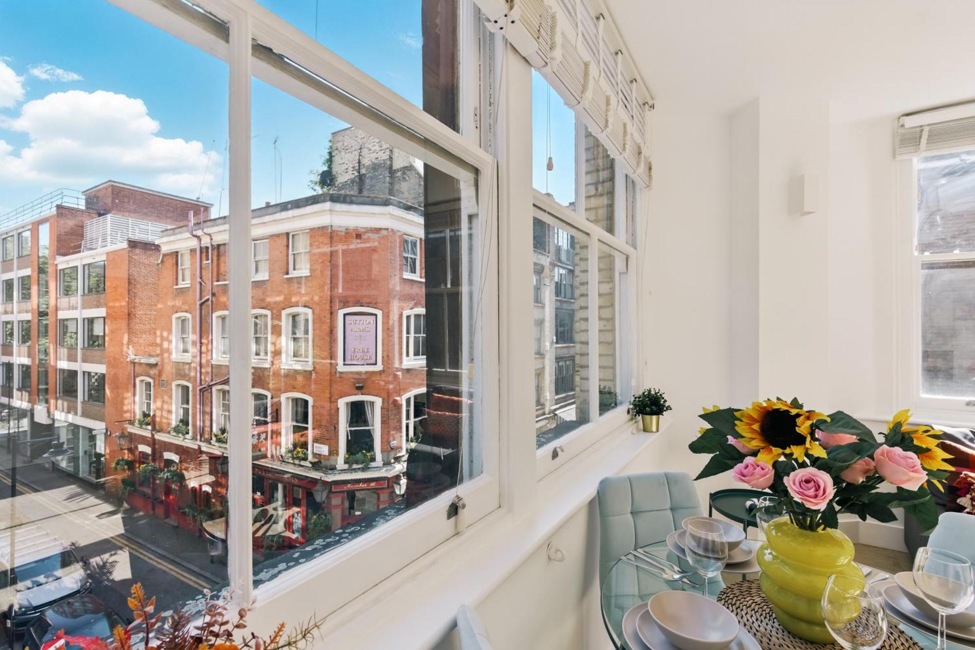 Apartment Modern 2br With Lift Access Prime Location