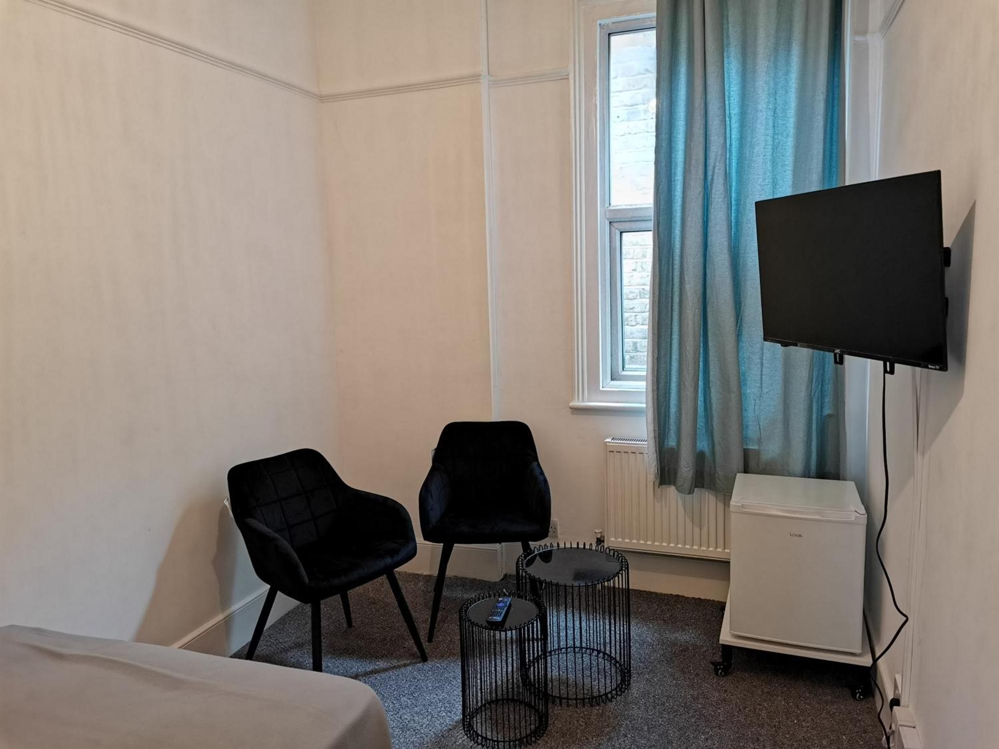Ax 1 Bed & Breakfast *