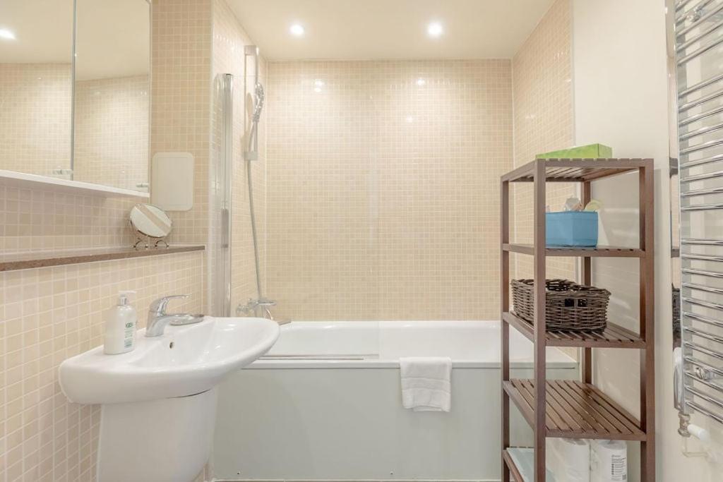 Apartment Guestready - Stylish With A Private Terrace