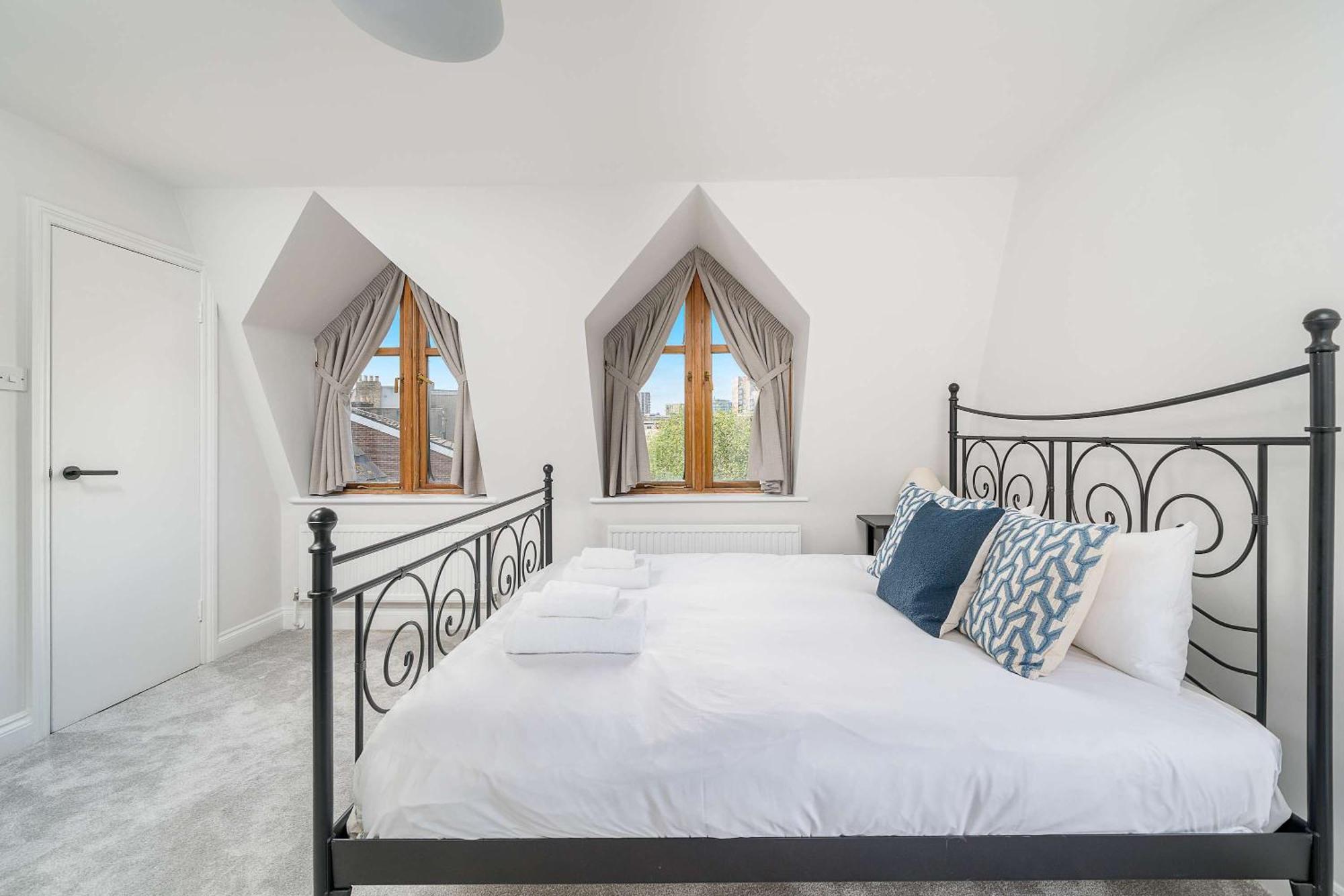 Joivy Modern And Elegant 2-bedrooms Apartment
