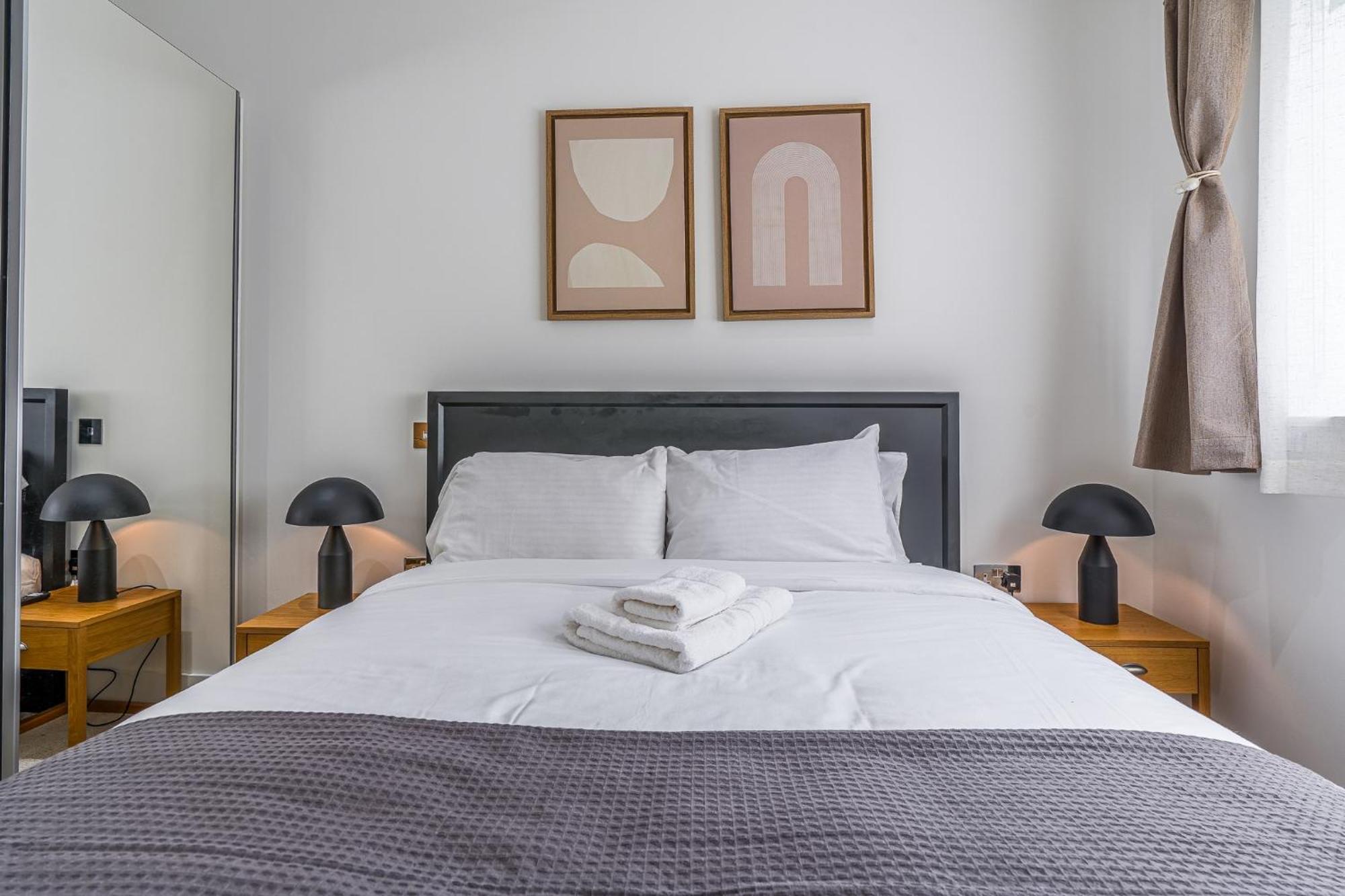 Peaceful 1br In Ariana Apartment London