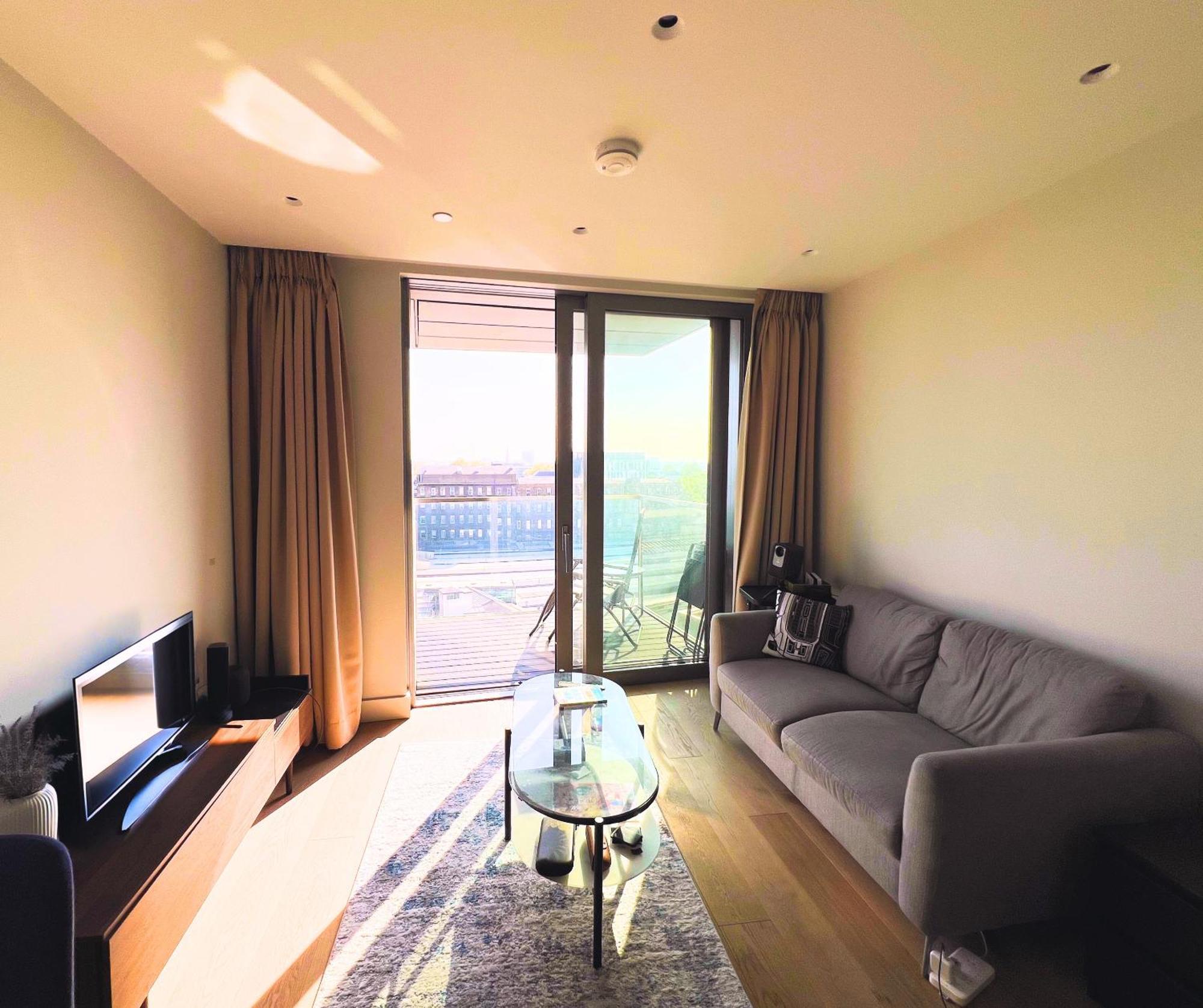 Paddington Superior With Balcony Apartment *