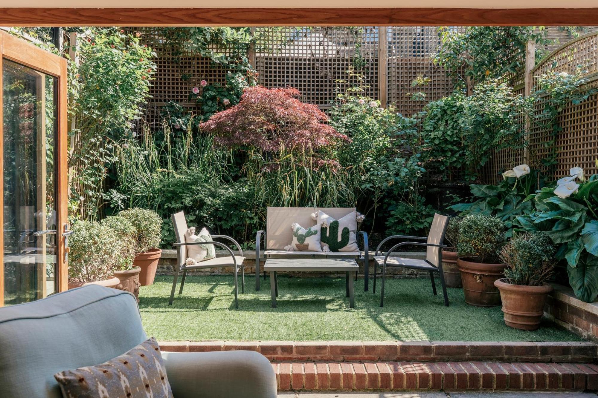 Beautiful Ground Floor Private Garden *