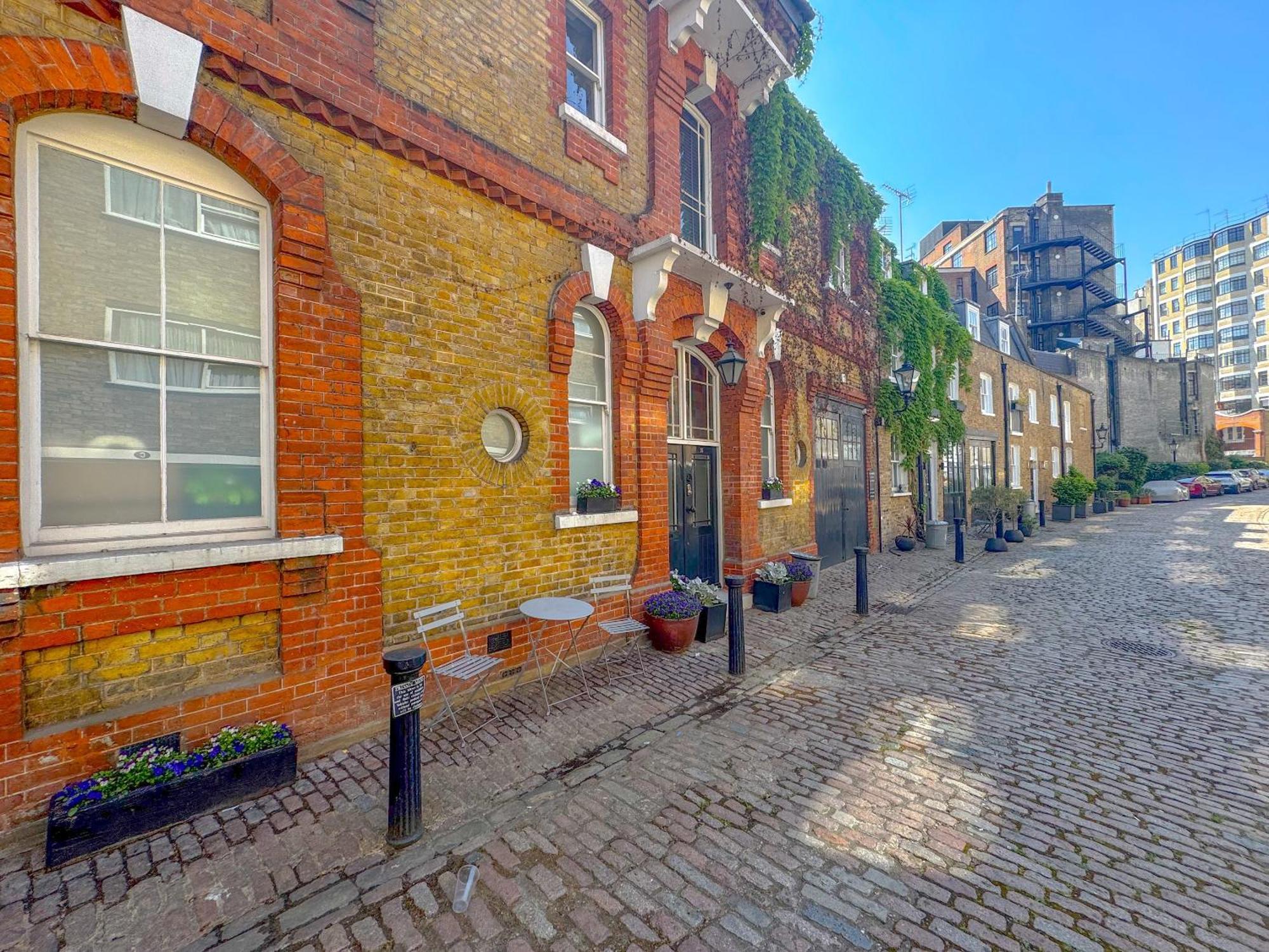 Boutique Townhouse In Fitzrovia Pass The Keys Holiday home