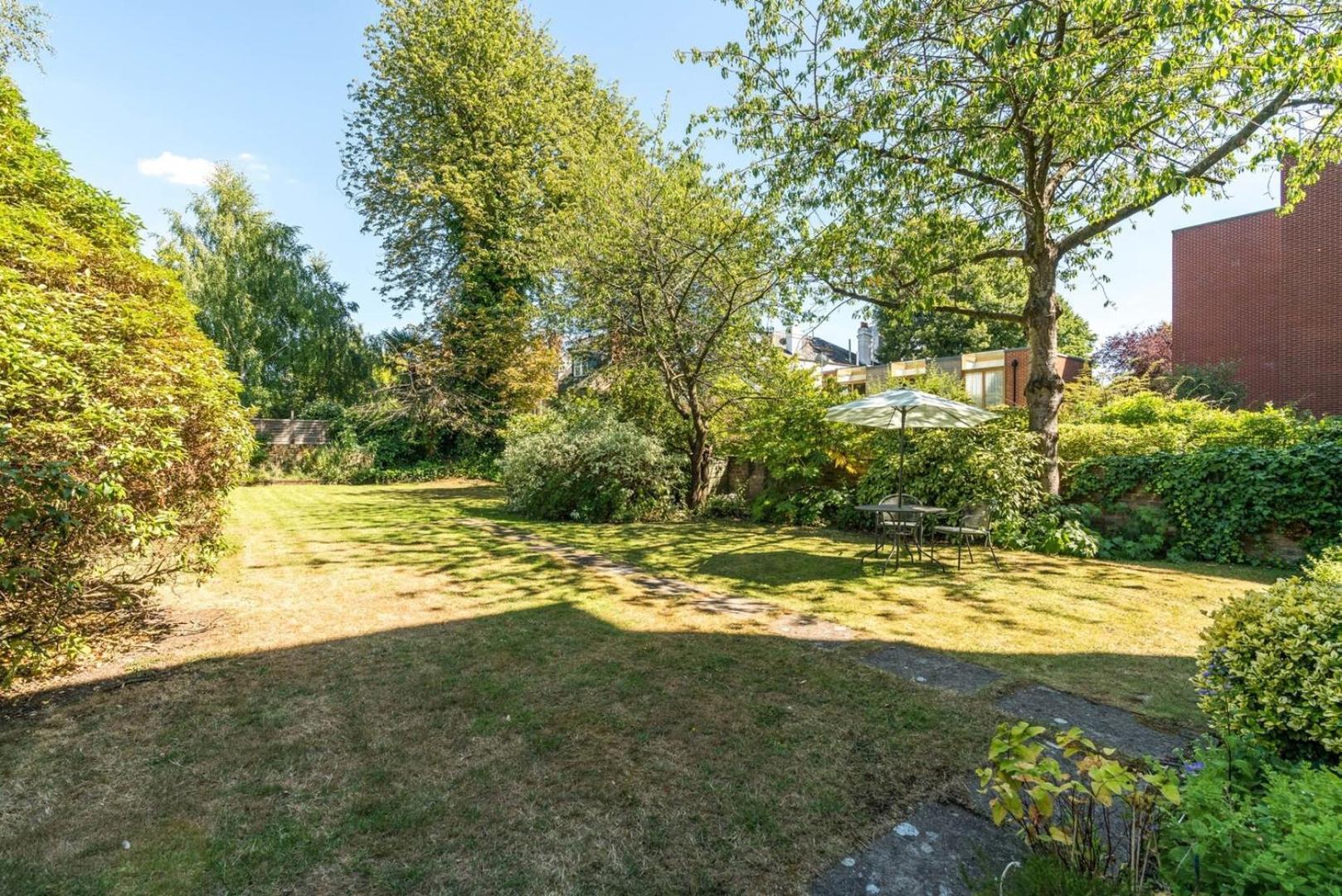Fantastic 3 Bedroom Flat West Hampstead Vakantiehuis Londen