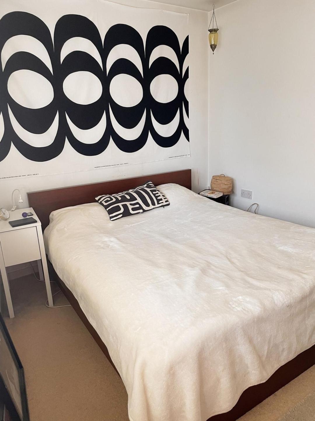 Delightful Moroccan Inspired Flat Hackney Sleeps 2