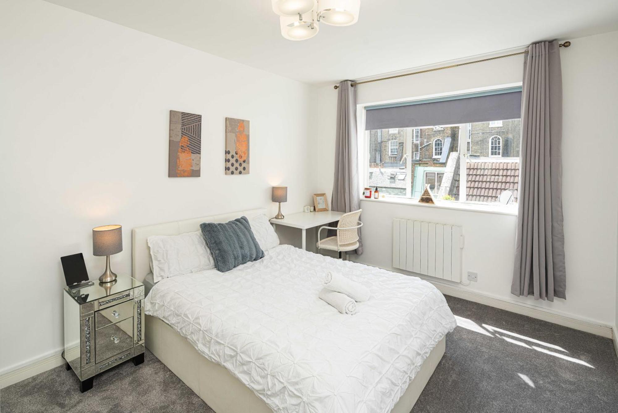 Charming Newly Refurb 2-Bed 2-Bath Entire Apartment With Ac Near Hyde Park, Paddington, Nottinghill And Kensington In Zone 1 Central London Appartement Londen
