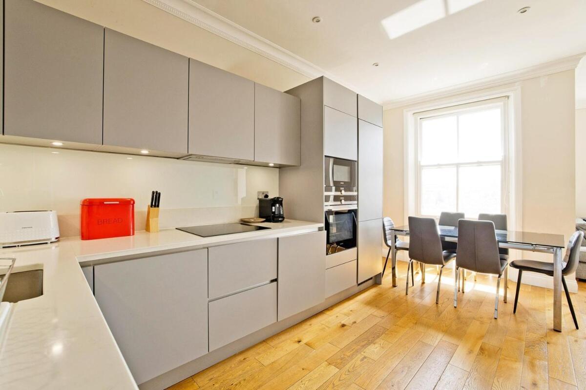 Bright & Modern 2br Flat In Kensington Apartment London