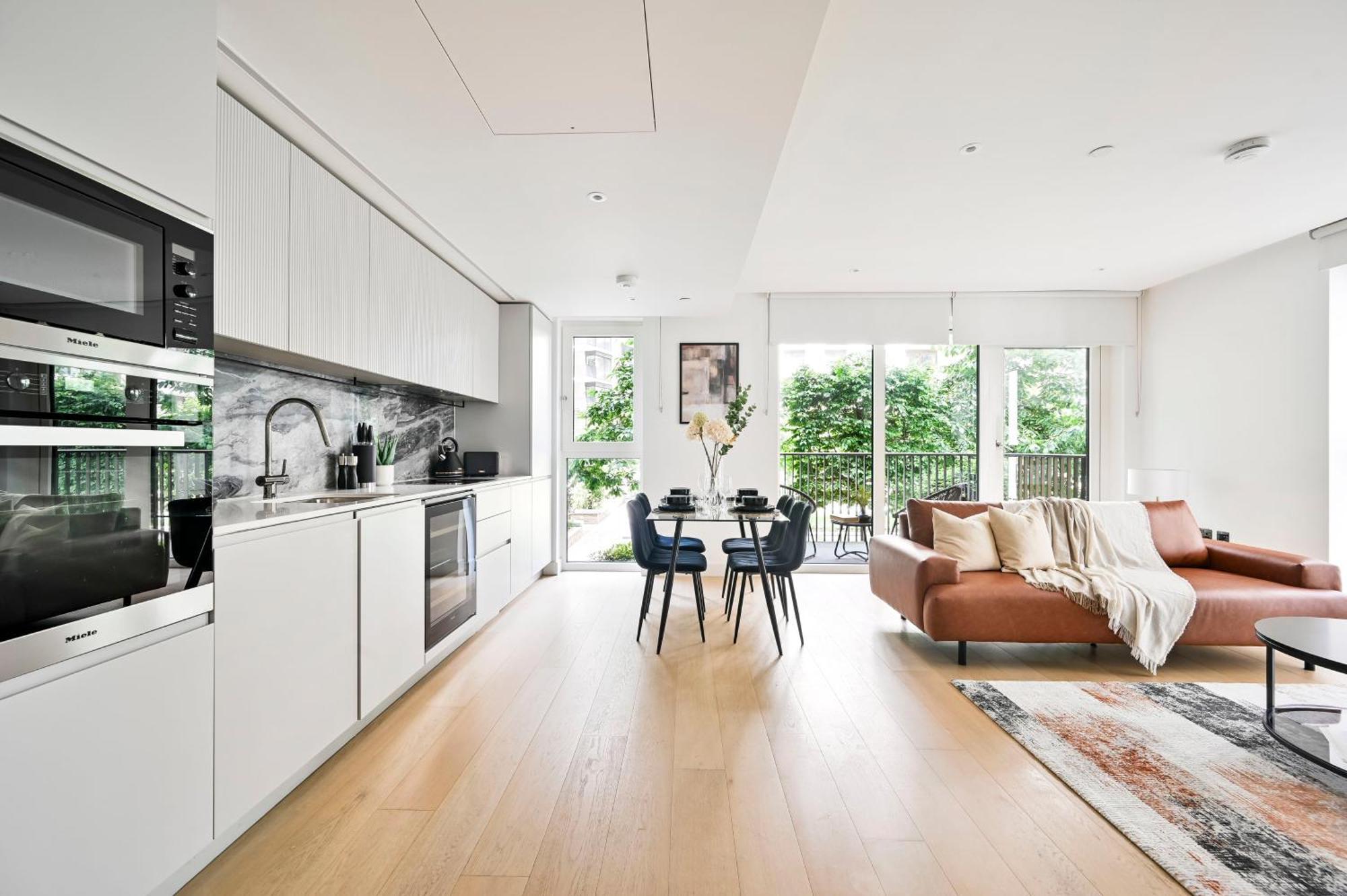 Exotic White -steps To Tube, Westfield, Portobello Apartment *