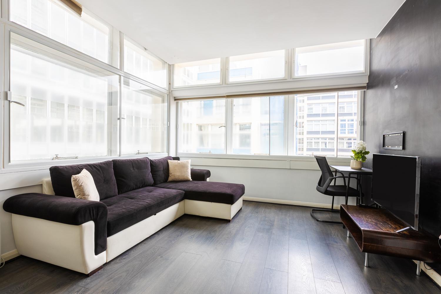 Ldn 2bd Near Bridge * London