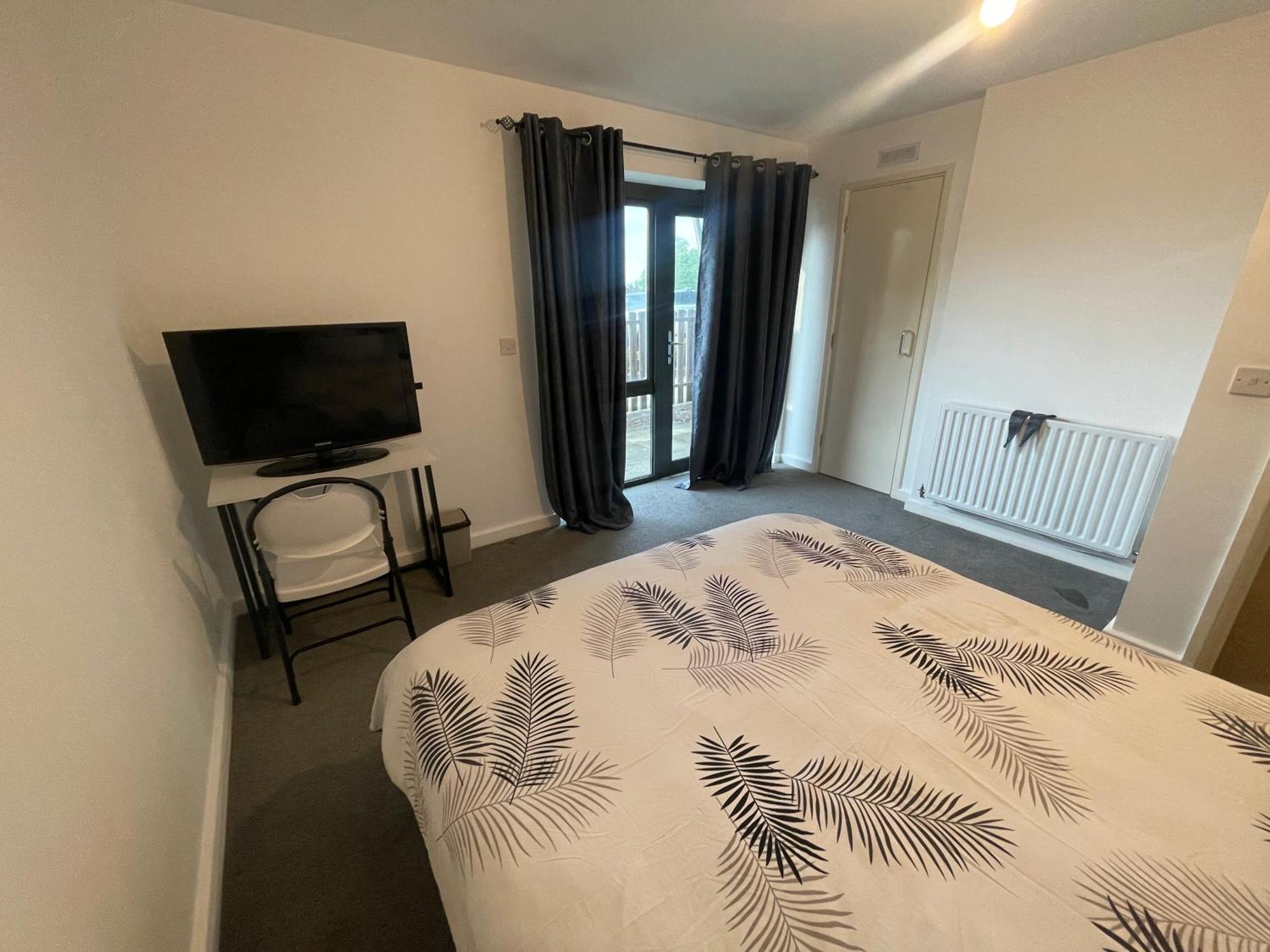 Luxurious Bedroom In One Bed Apartment * London