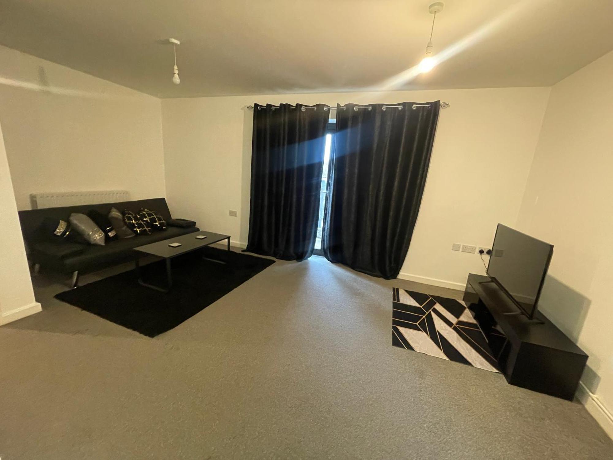 Luxurious Bedroom In One Bed Apartment Apartment *